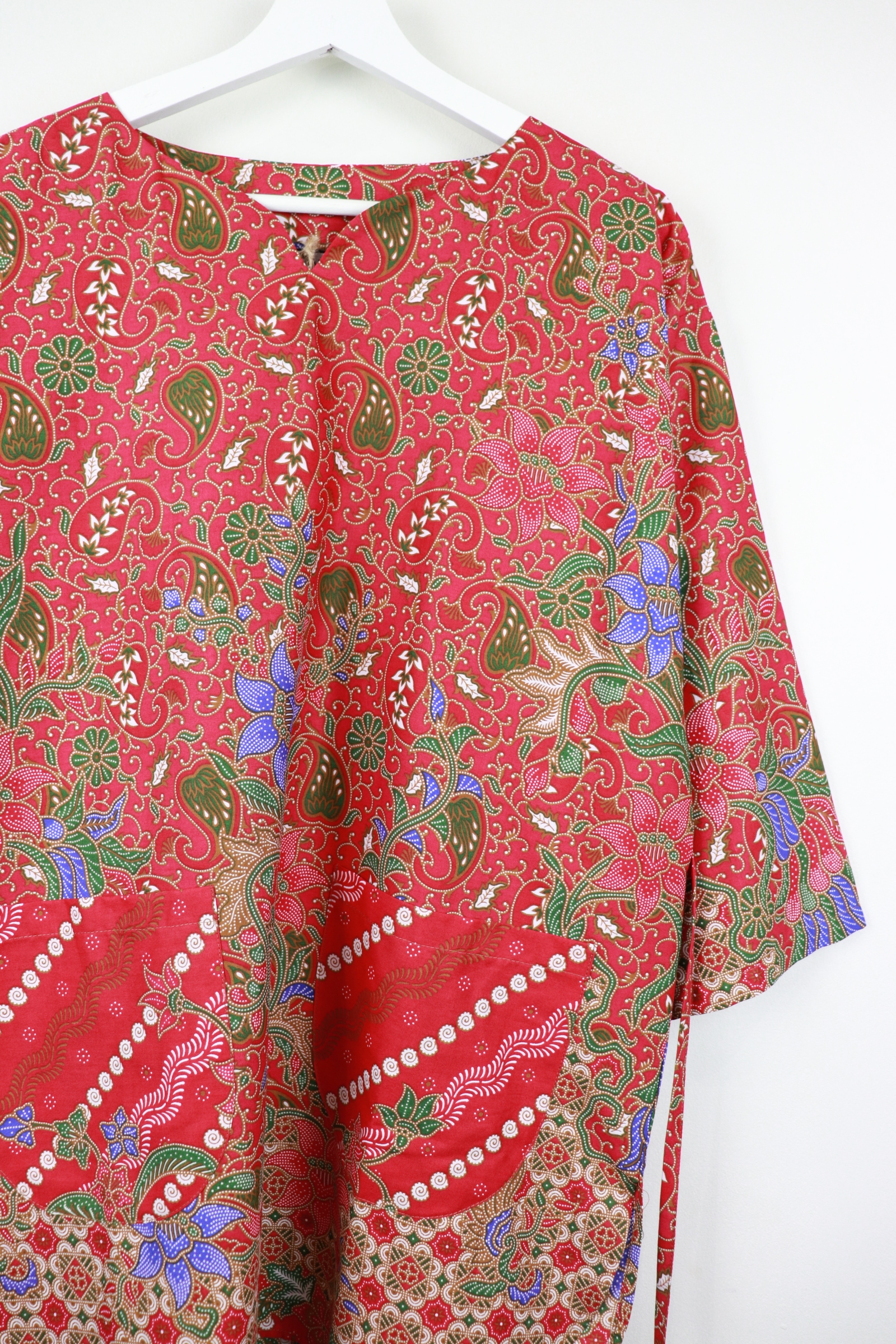 Raya Batik Top - Suji Biscuits (Long)