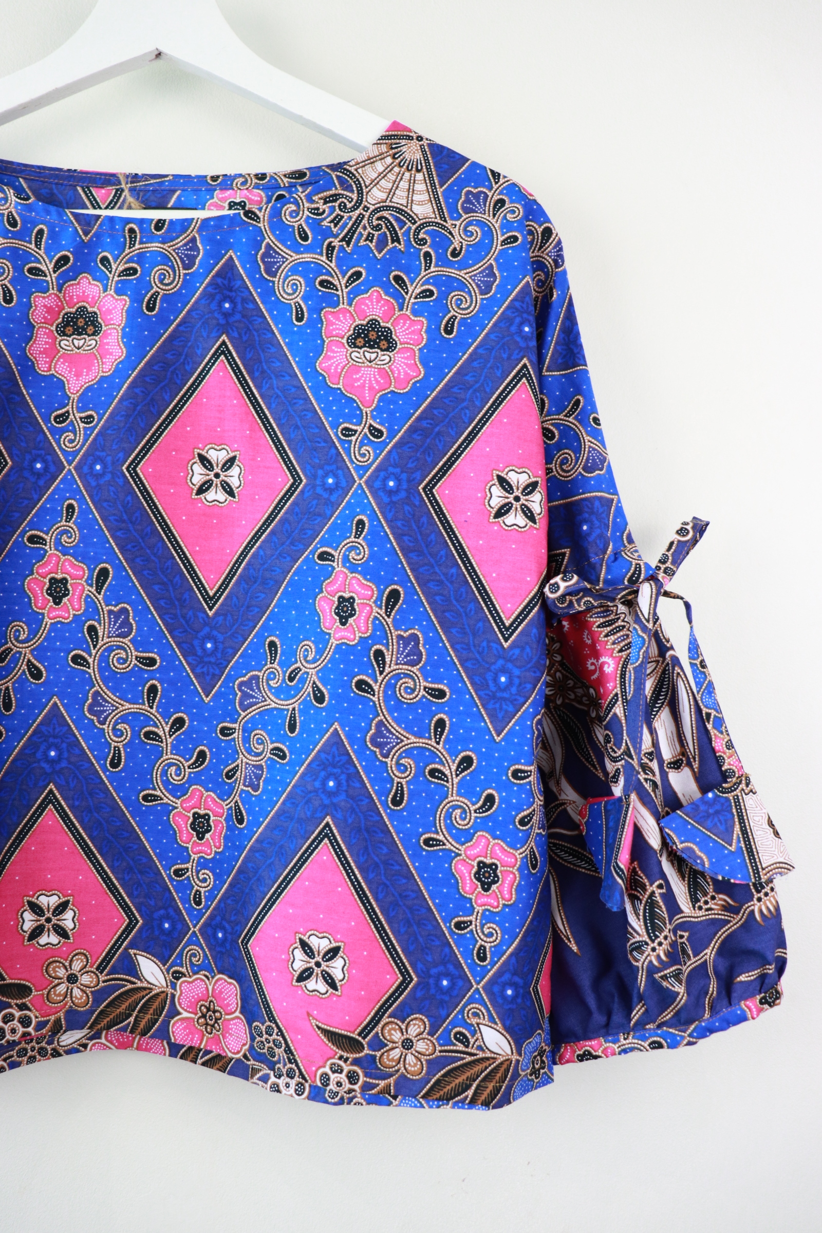 Klassik Batik Top - Aria Ting