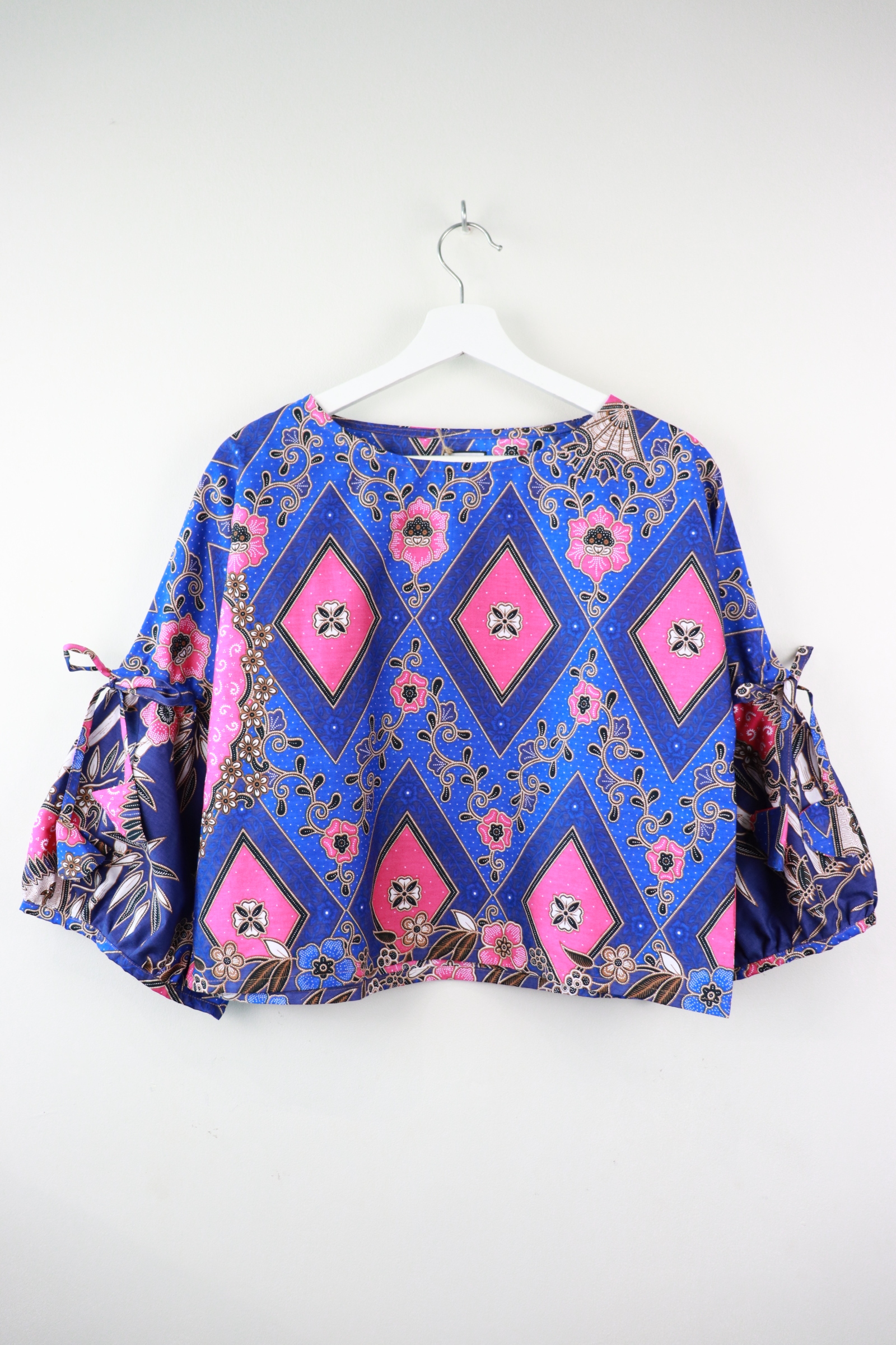 Klassik Batik Top - Aria Ting