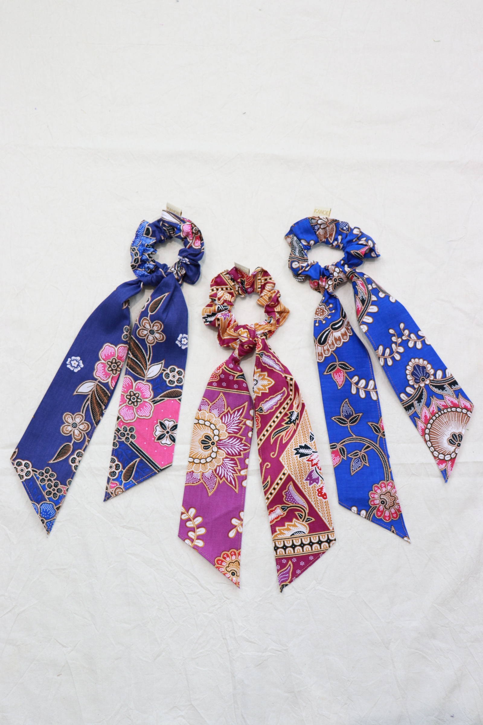 Batik Scrunchie w/ Ribbon [Set of 3] - Ruth