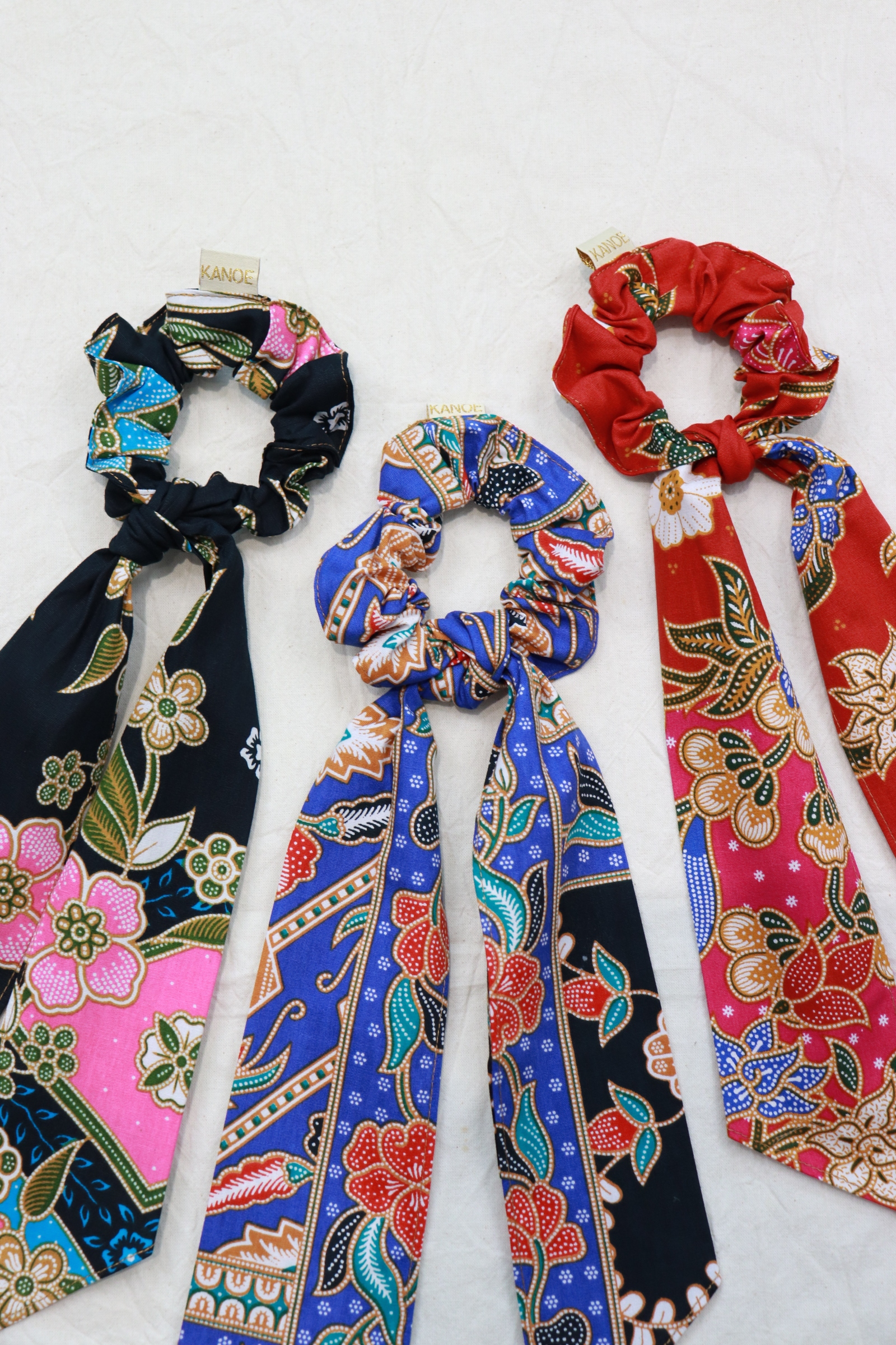 Batik Scrunchie w/ Ribbon [Set of 3] - Rayne