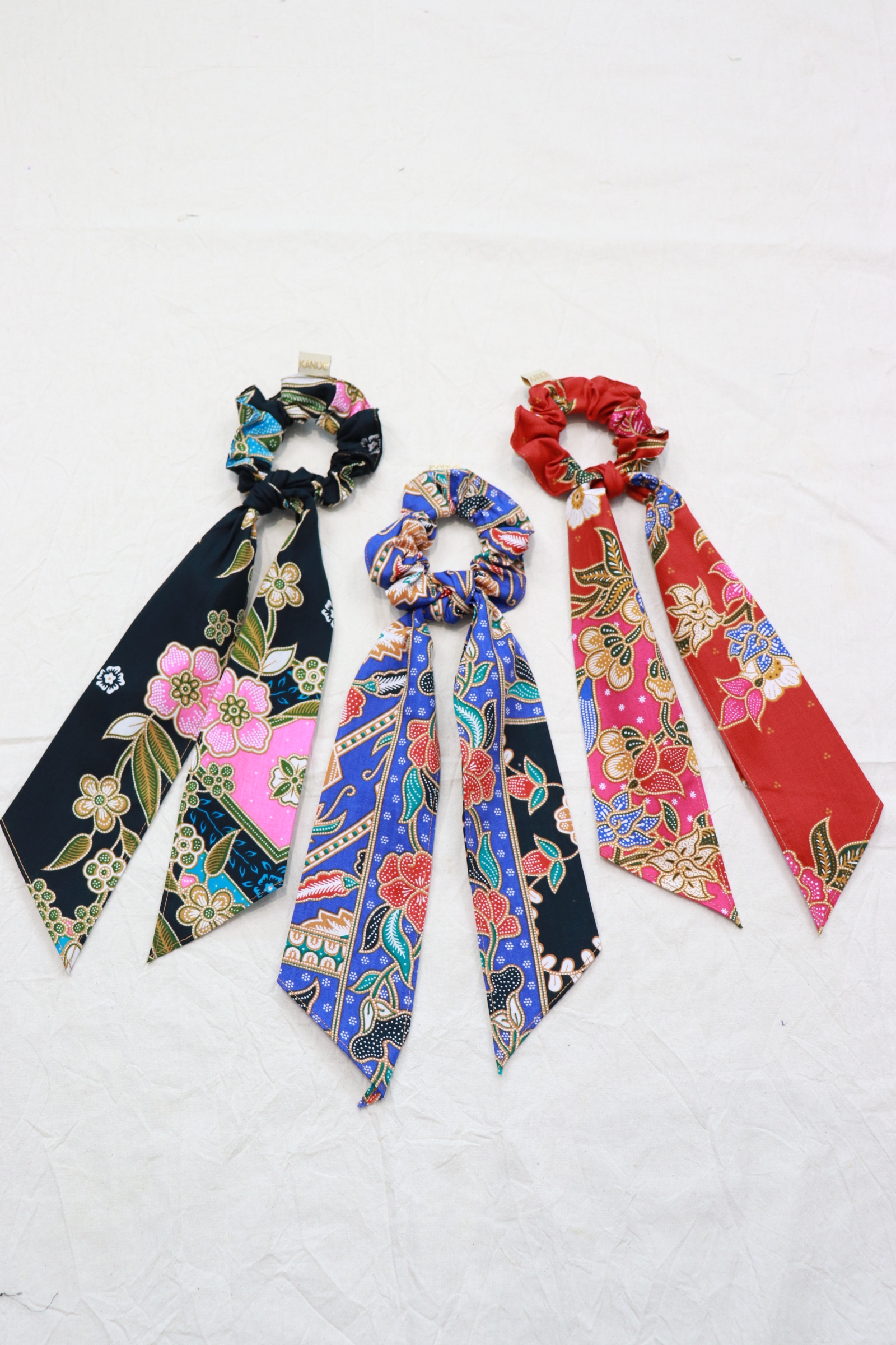 Batik Scrunchie w/ Ribbon [Set of 3] - Rayne