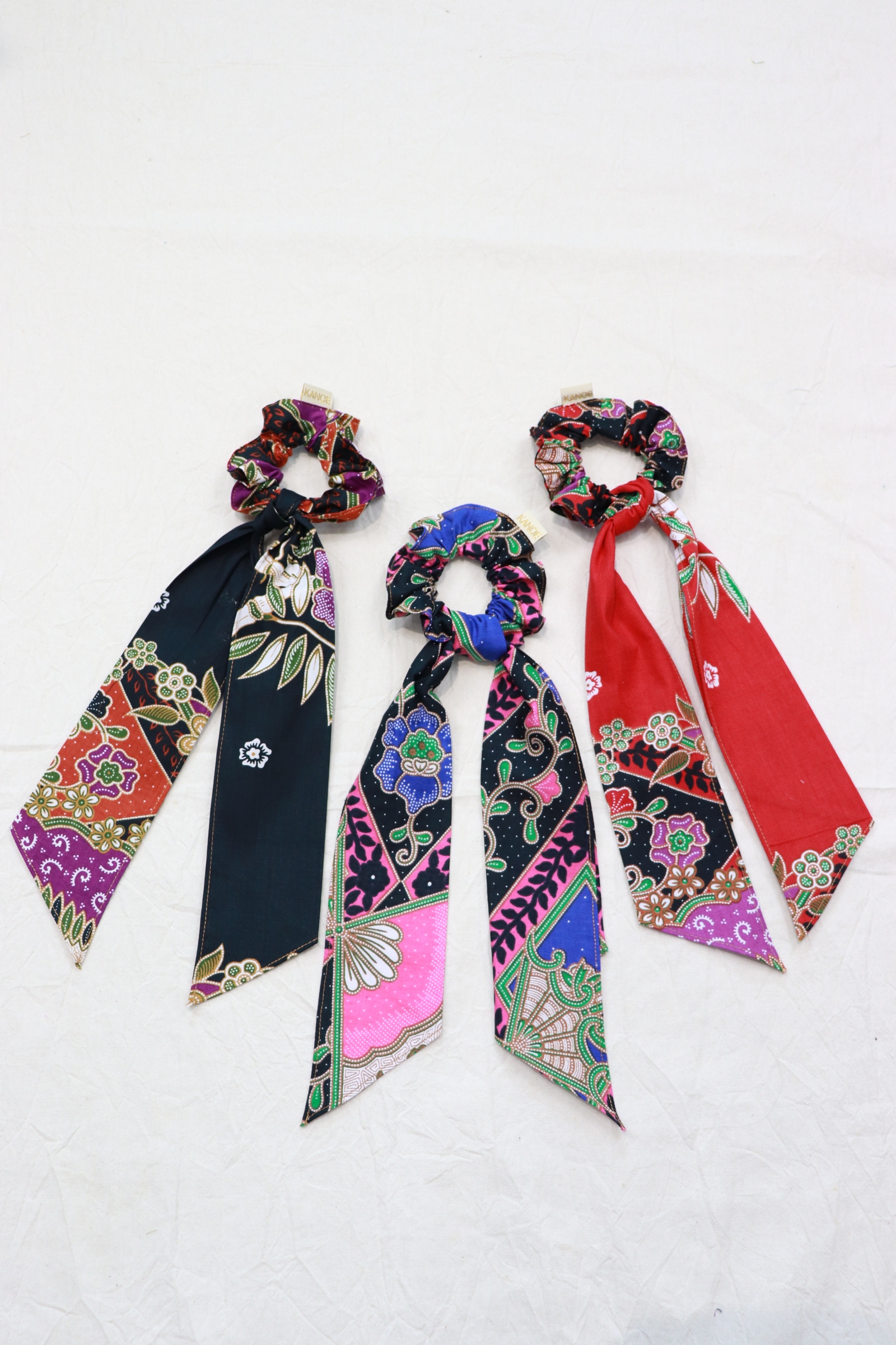 Batik Scrunchie w/ Ribbon [Set of 3] - Jaycee