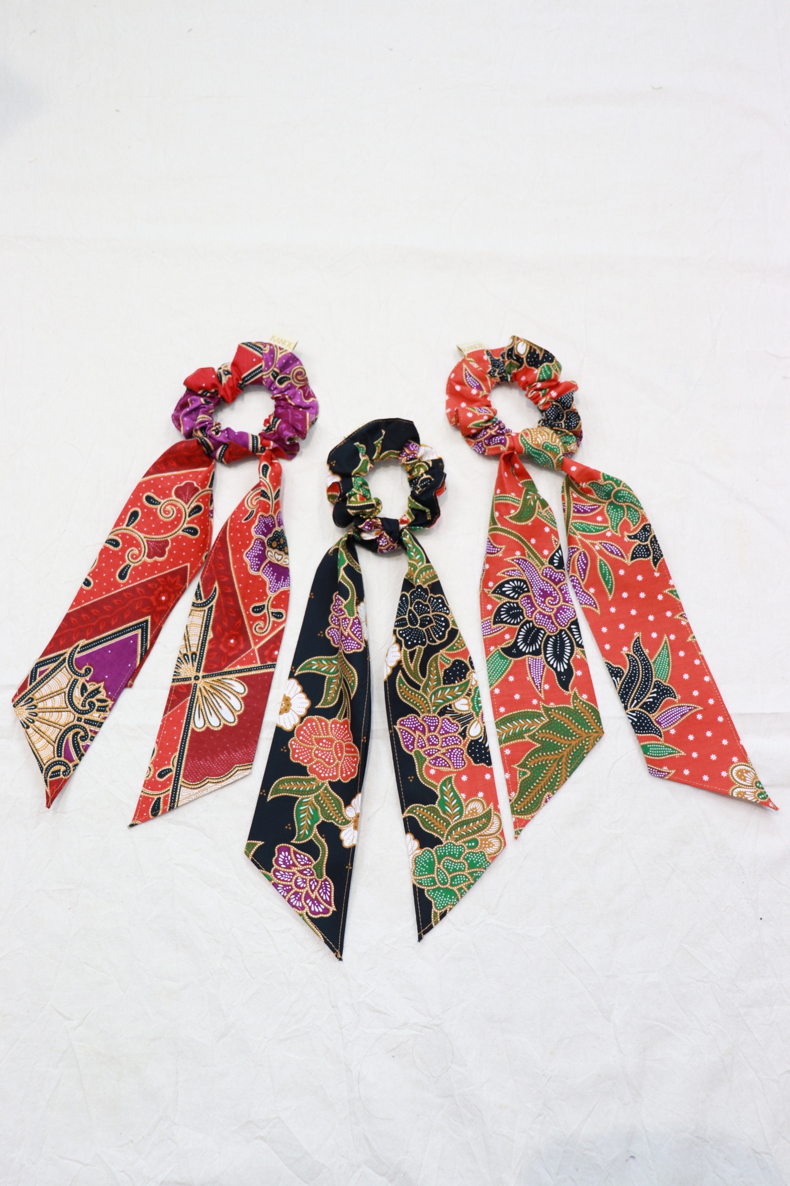 Batik Scrunchie w/ Ribbon [Set of 3] - Jovie