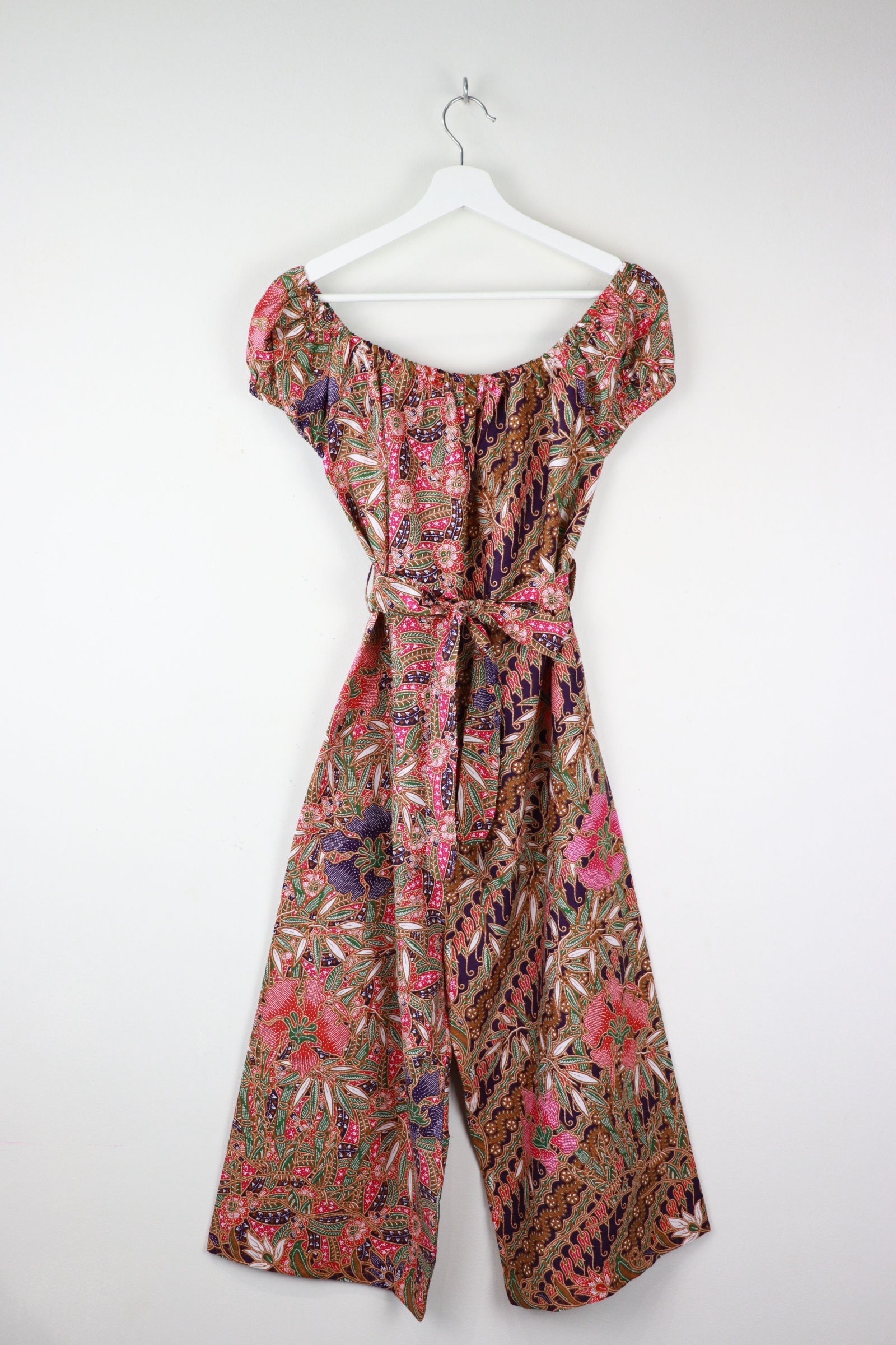 AveryDae Batik Jumpsuit (S-M) - Anemone Ain