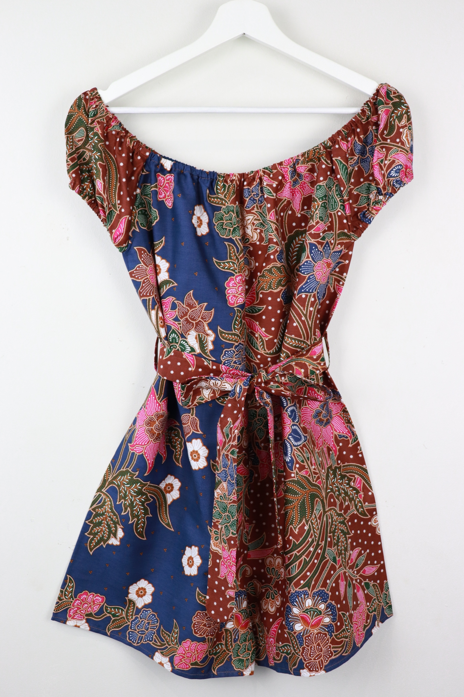 AveryDae Batik Playsuit (S-M) - Rosa Rania