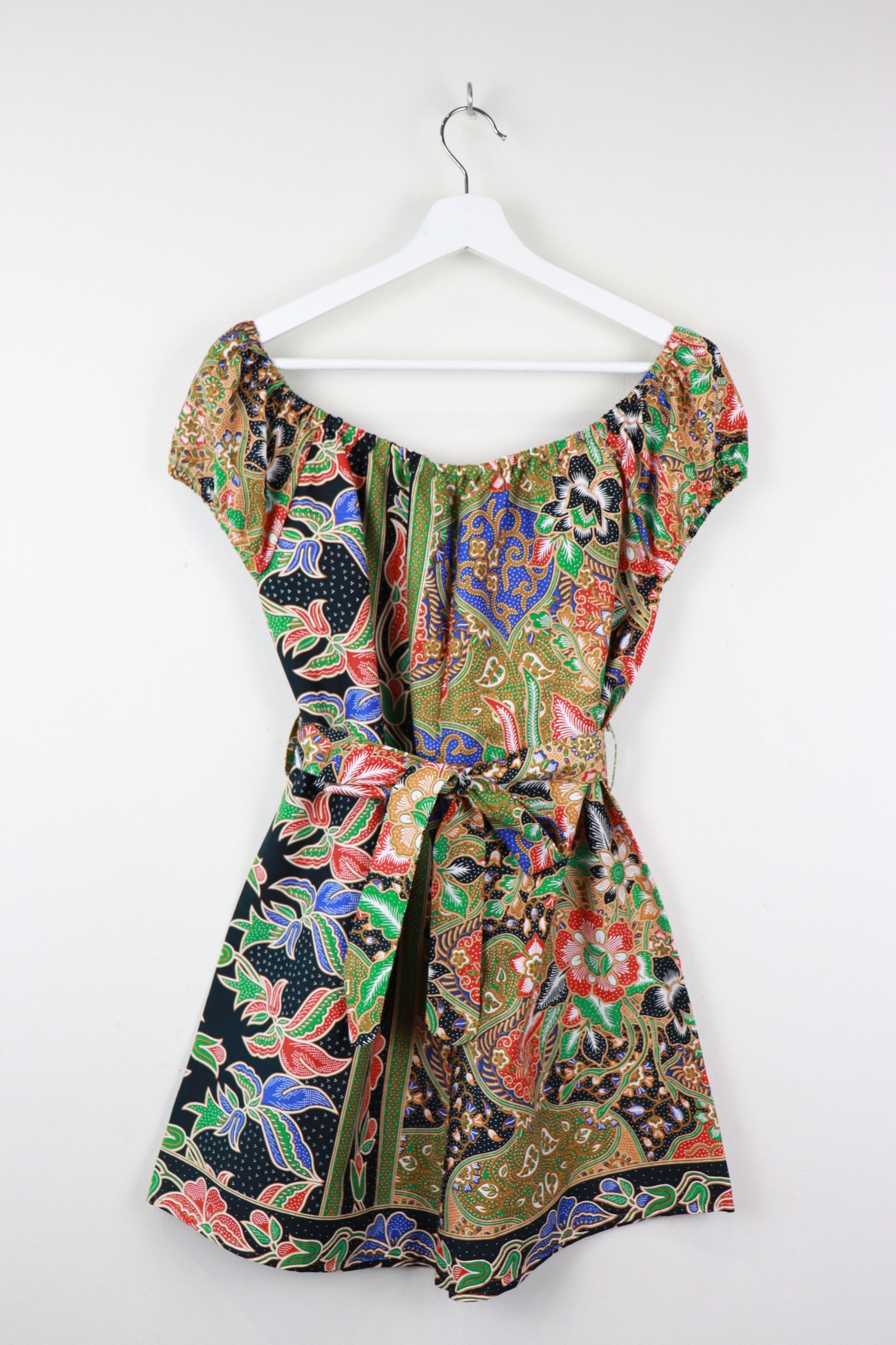 AveryDae Batik Playsuit (S-M) - Brasilia Bei