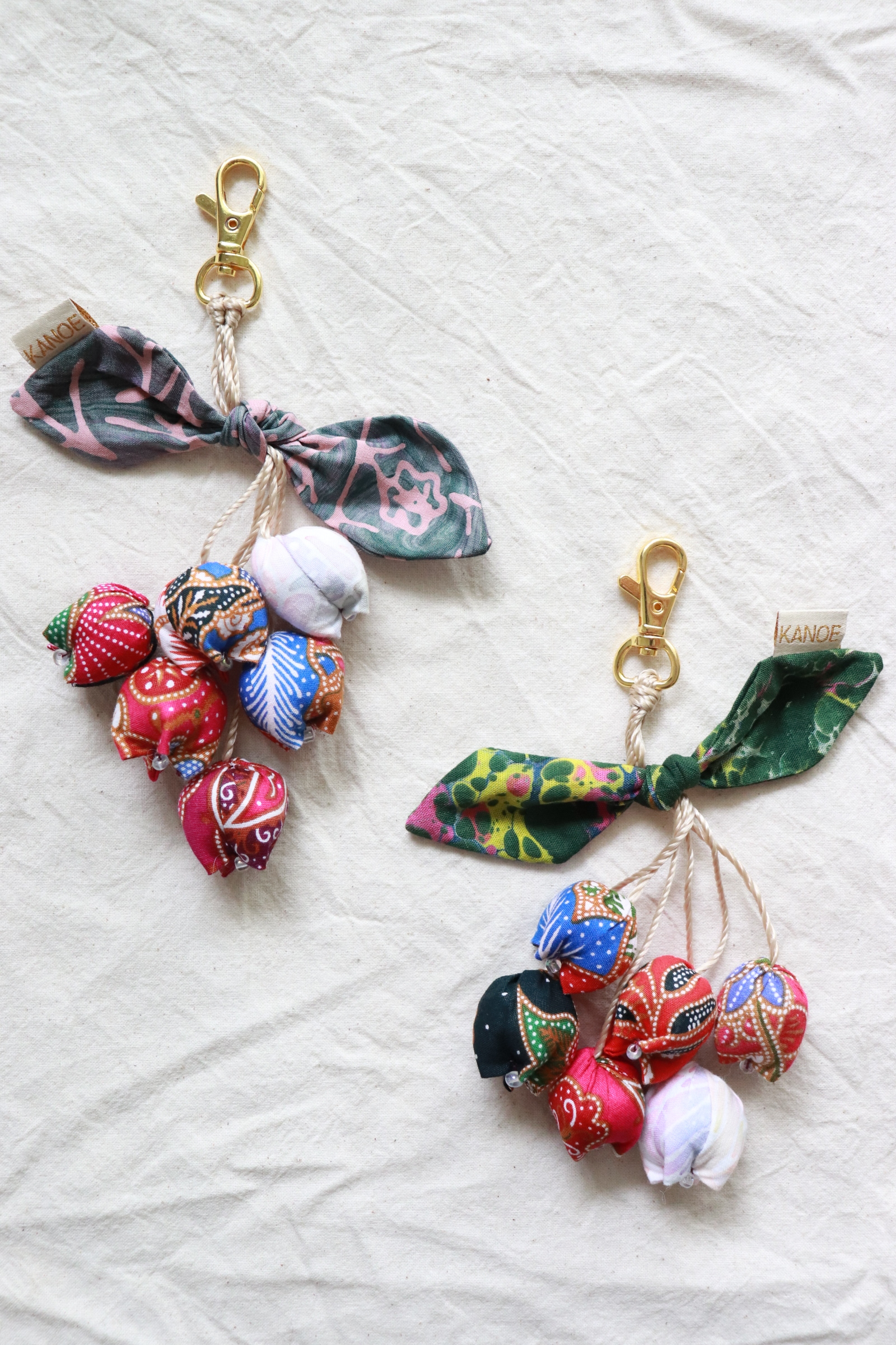 Bougainvillea Batik Keychain [Set of 2] - Anisa