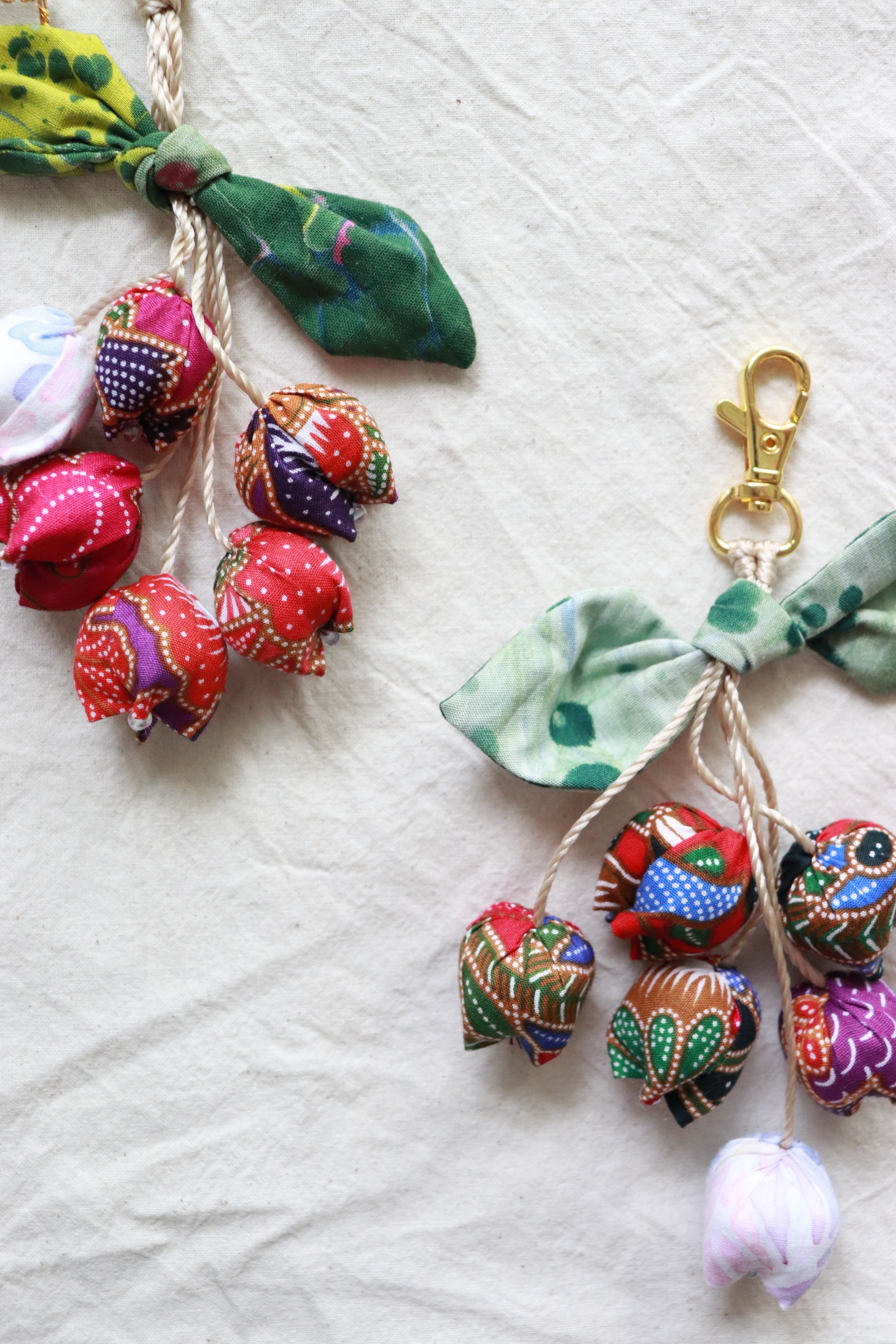 Bougainvillea Batik Keychain [Set of 2] - Yanis