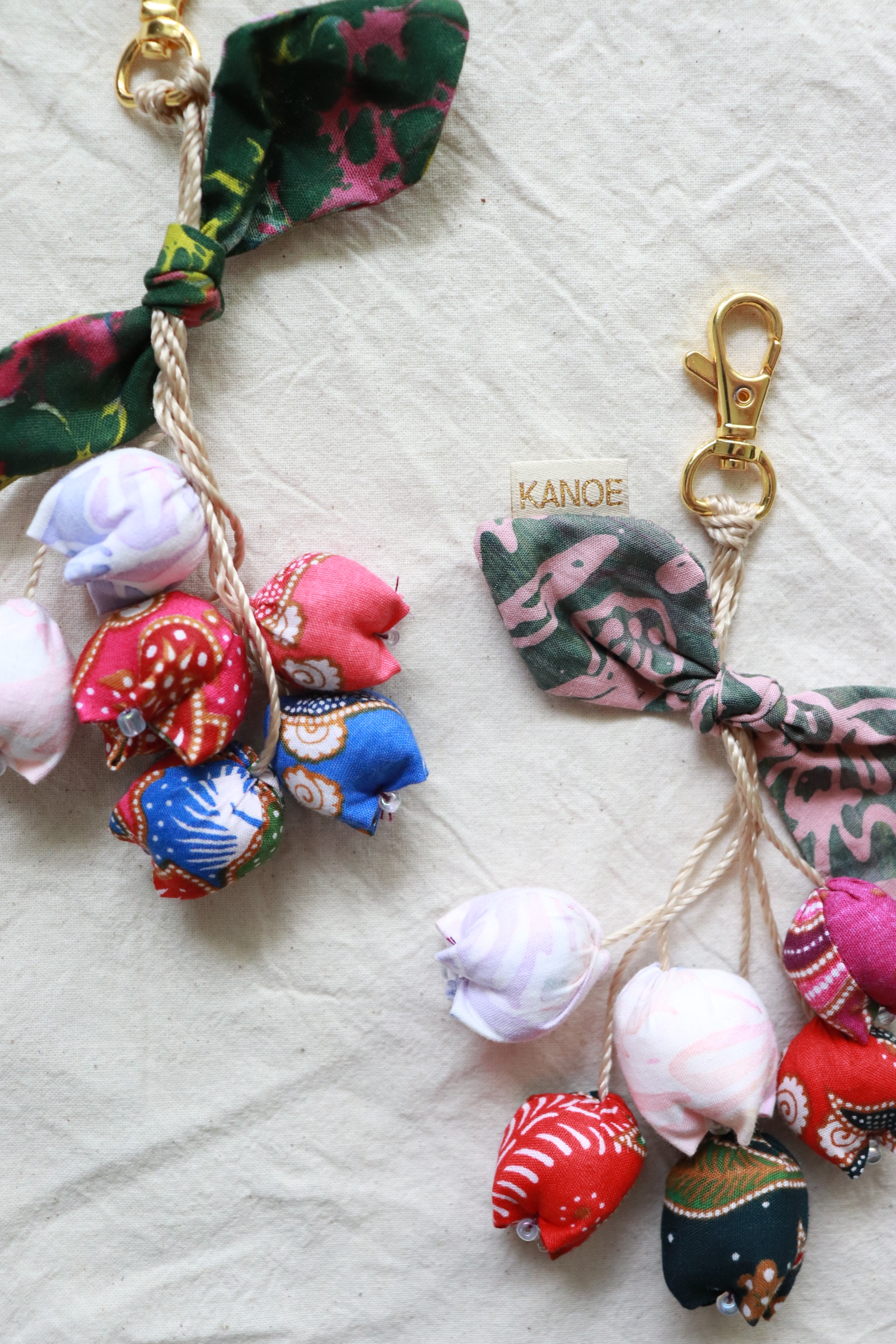 Bougainvillea Batik Keychain [Set of 2] - Siti