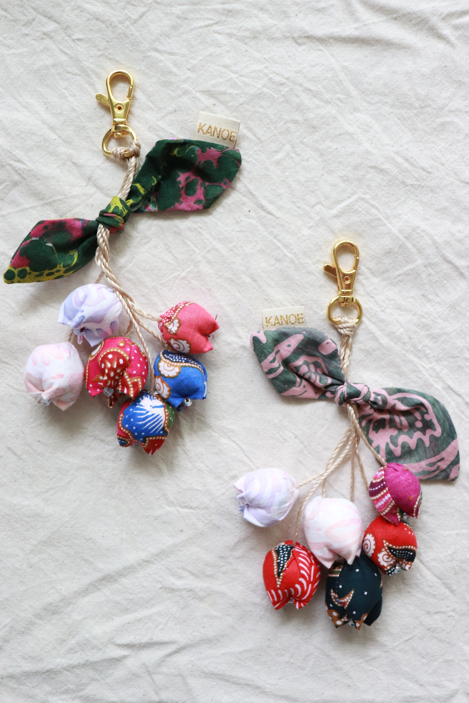 Bougainvillea Batik Keychain [Set of 2] - Siti