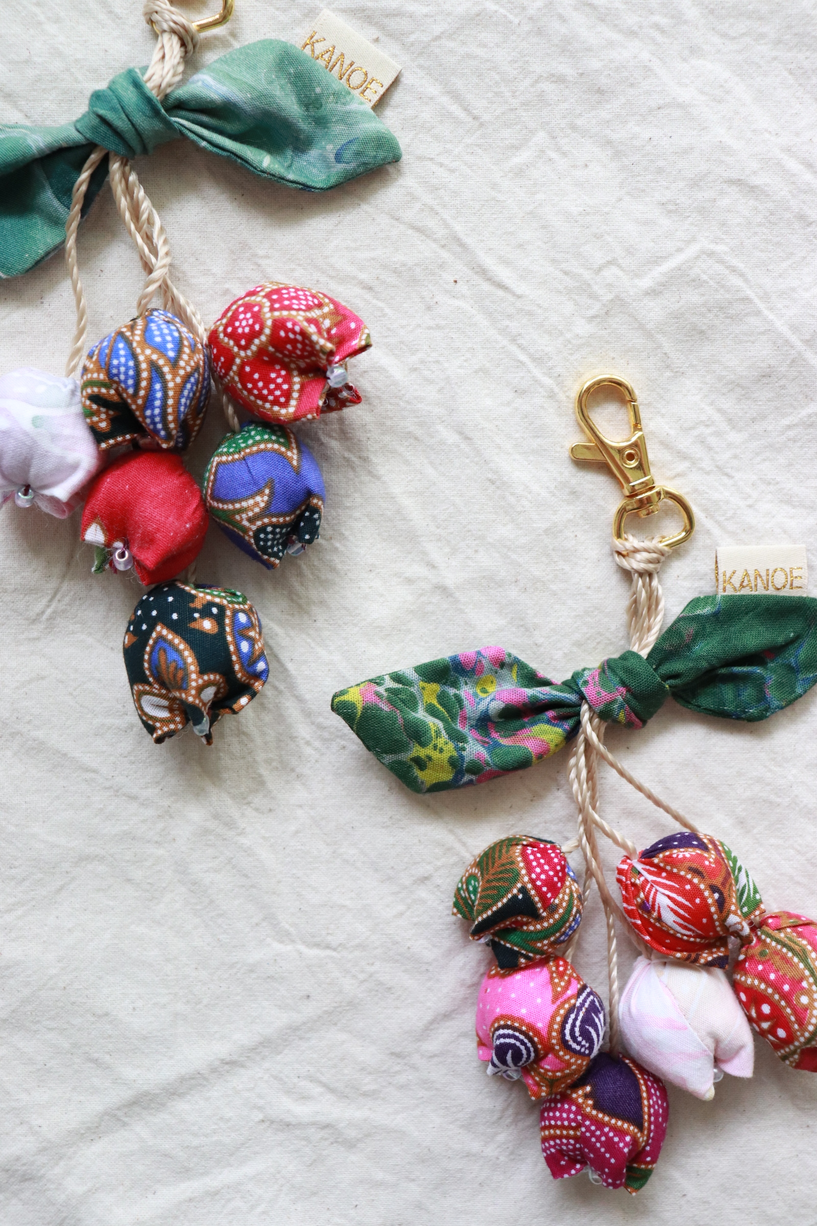 Bougainvillea Batik Keychain [Set of 2] - Suriani