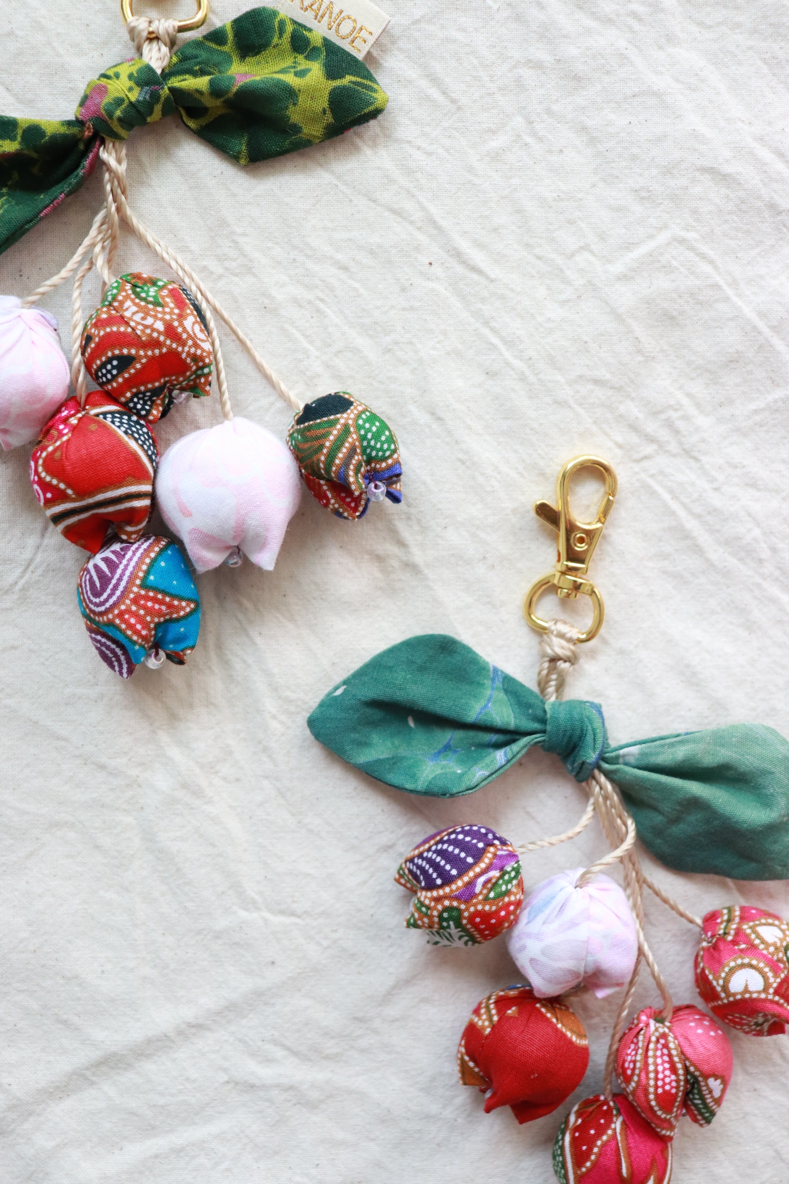 Bougainvillea Batik Keychain [Set of 2] - Aqilah
