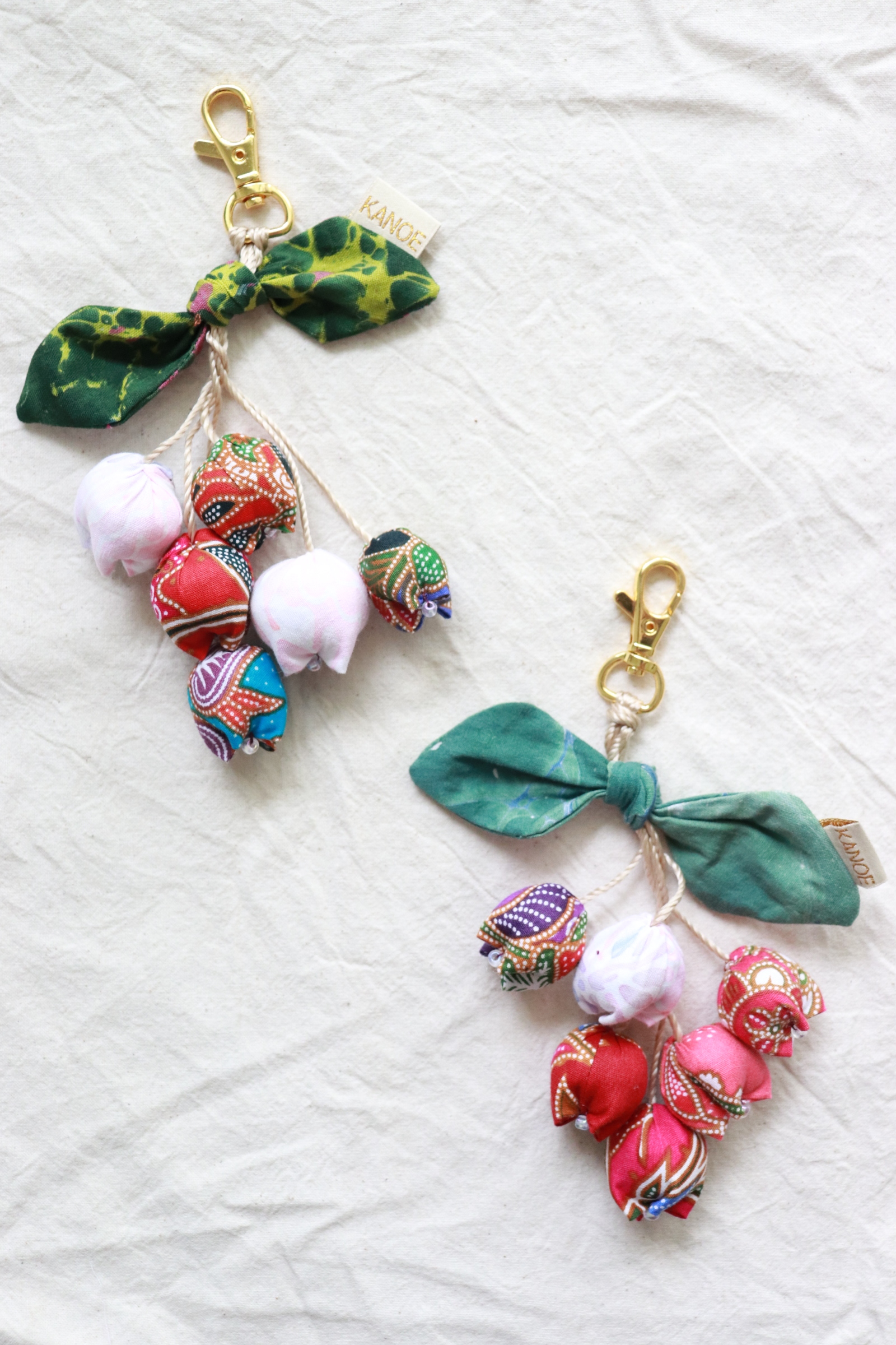 Bougainvillea Batik Keychain [Set of 2] - Aqilah