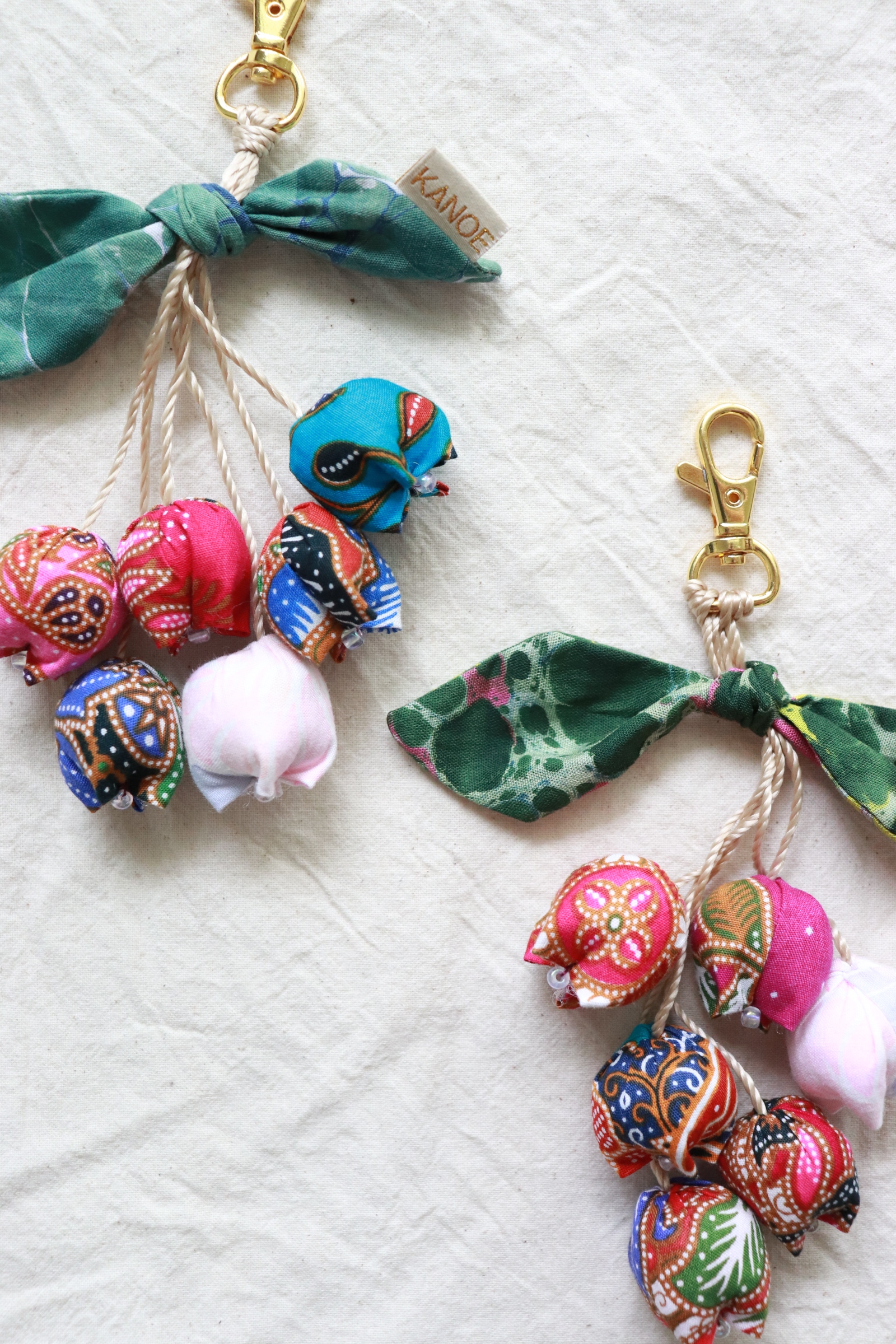 Bougainvillea Batik Keychain [Set of 2] - Fatin