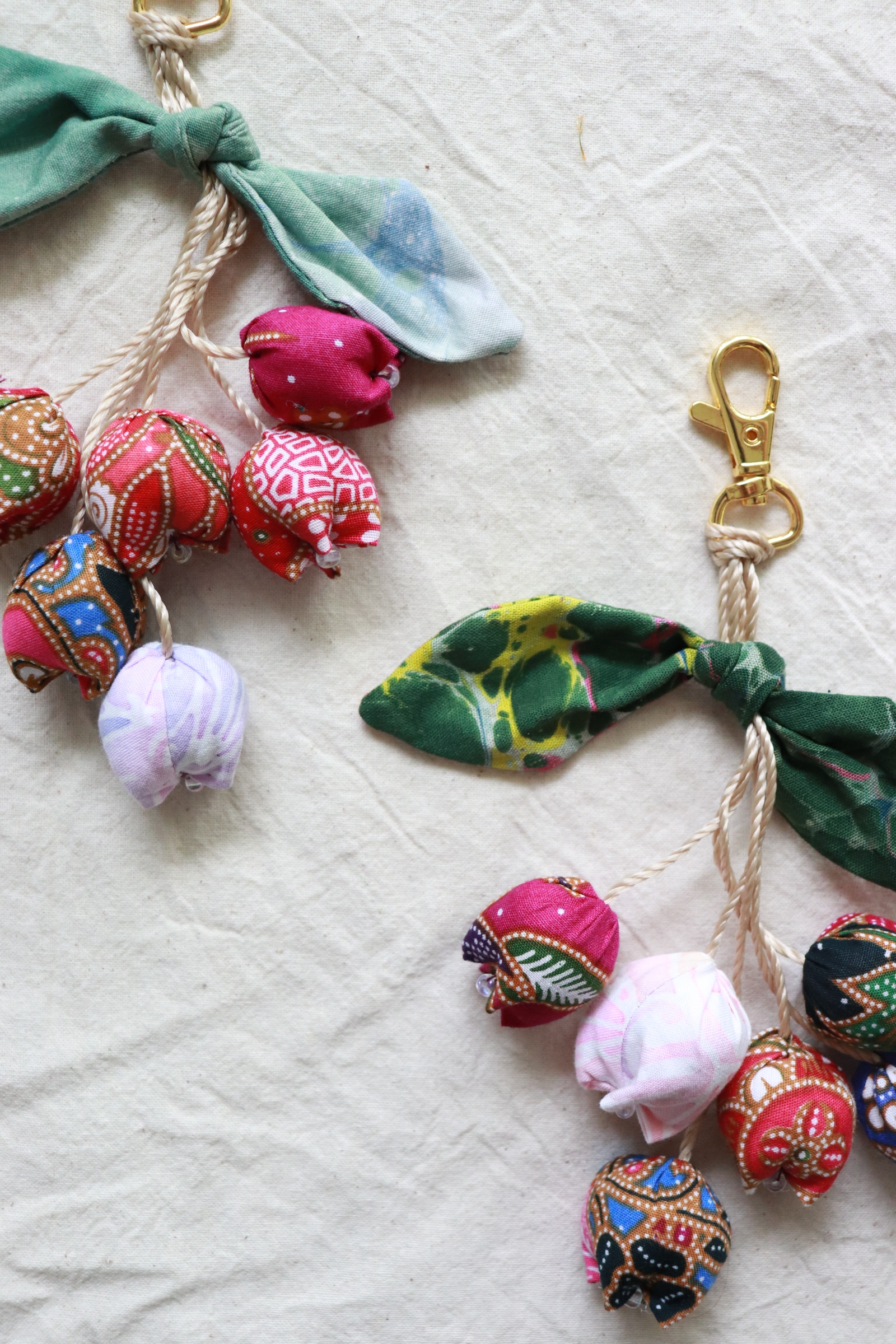 Bougainvillea Batik Keychain [Set of 2] - Tasmia