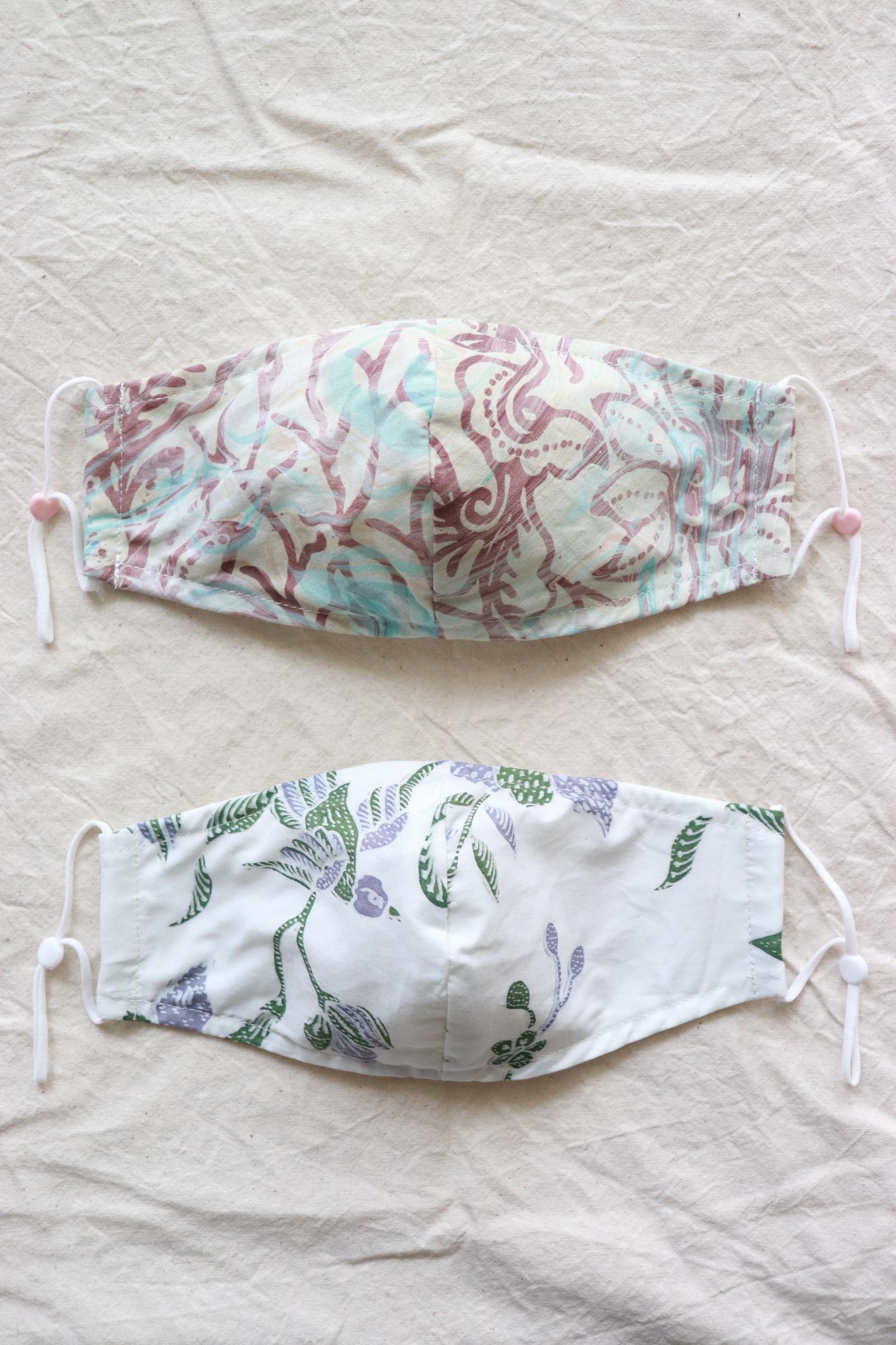 Handmade Batik Mask - Windy Breeze