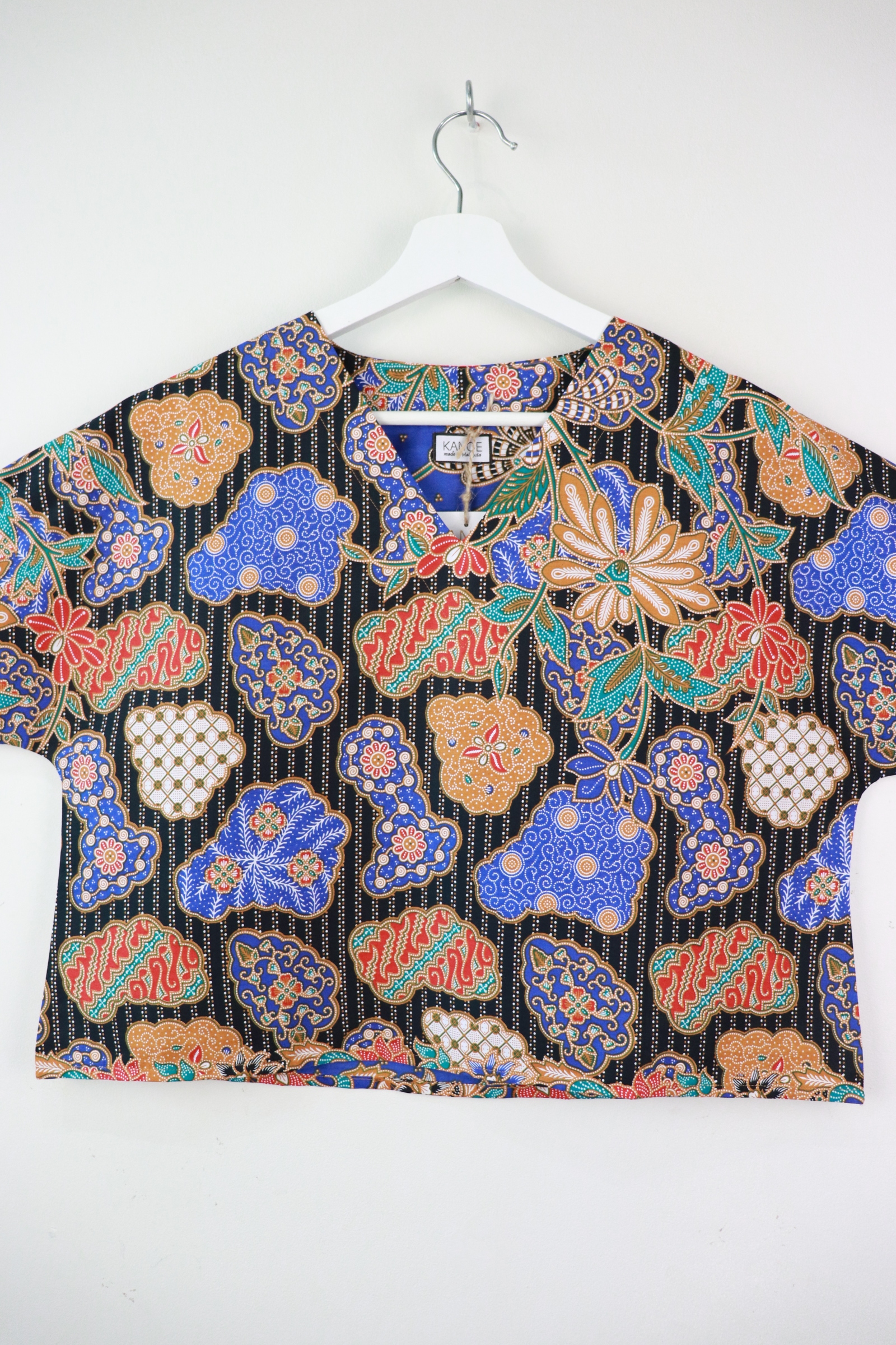 AveryDae Batik Top - Pom Koko