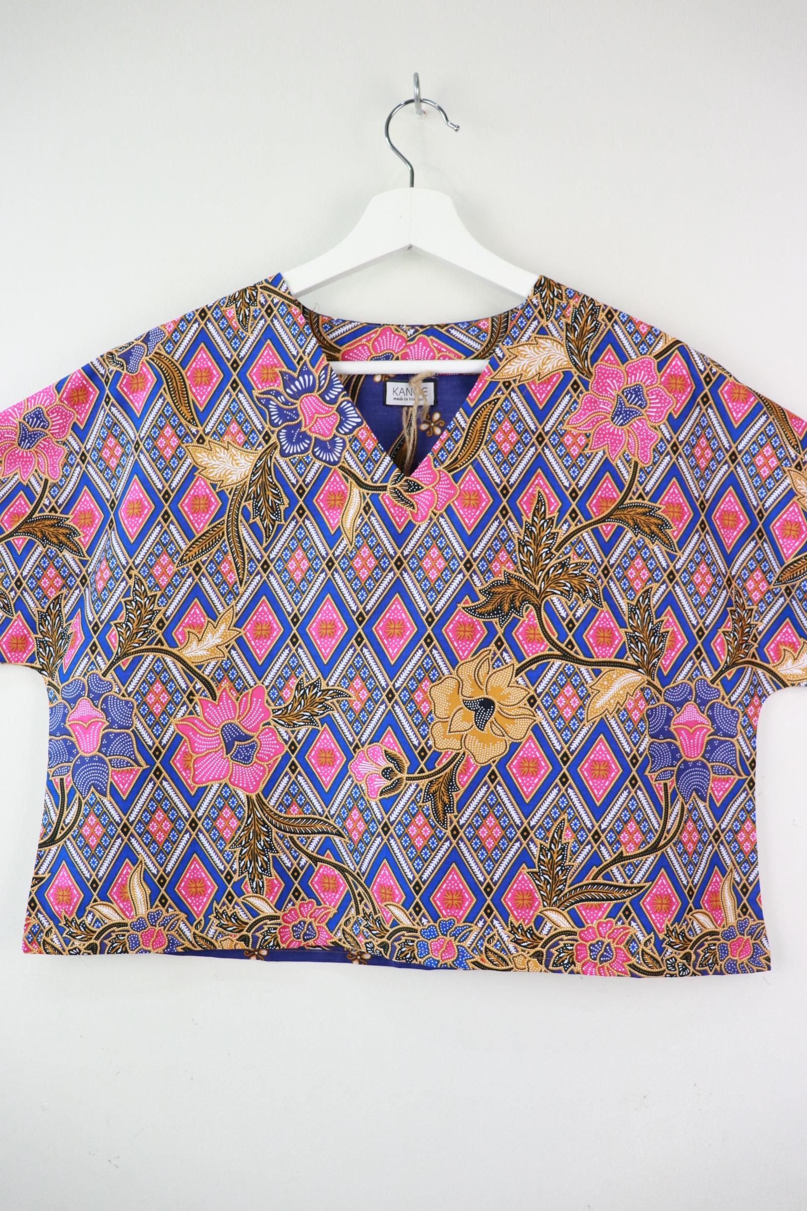 AveryDae Batik Top - Only Yesterday