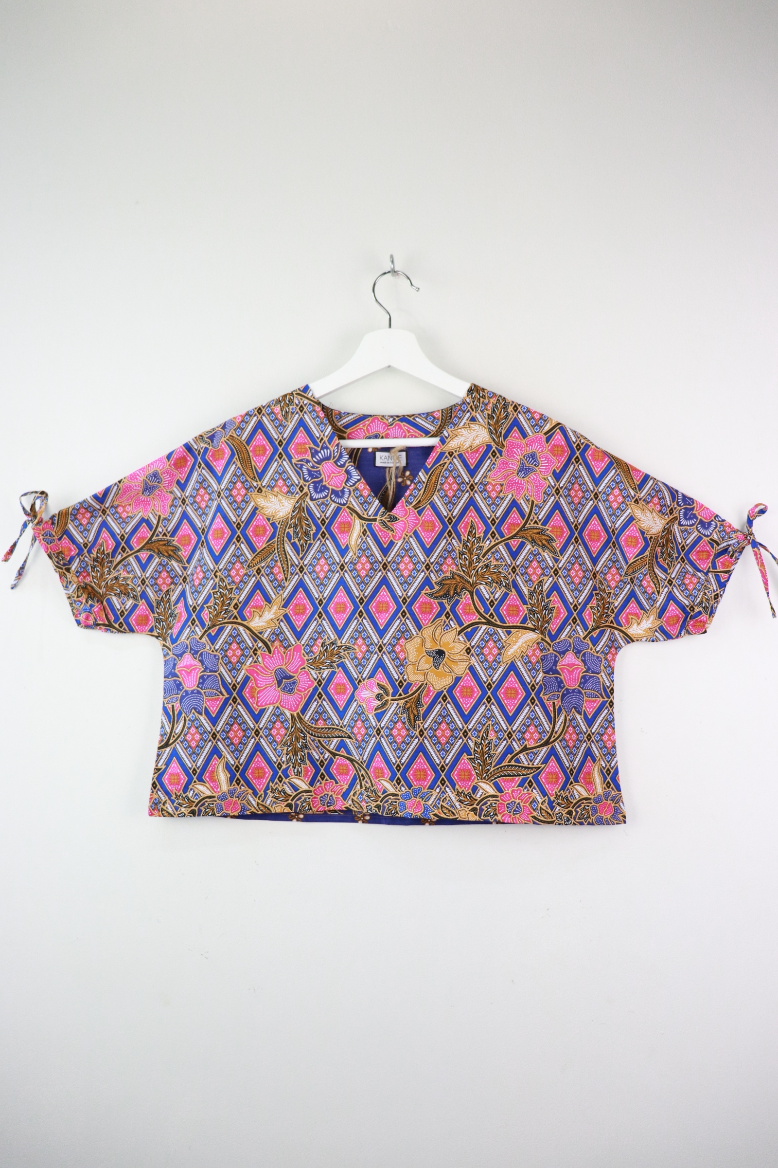 AveryDae Batik Top - Only Yesterday