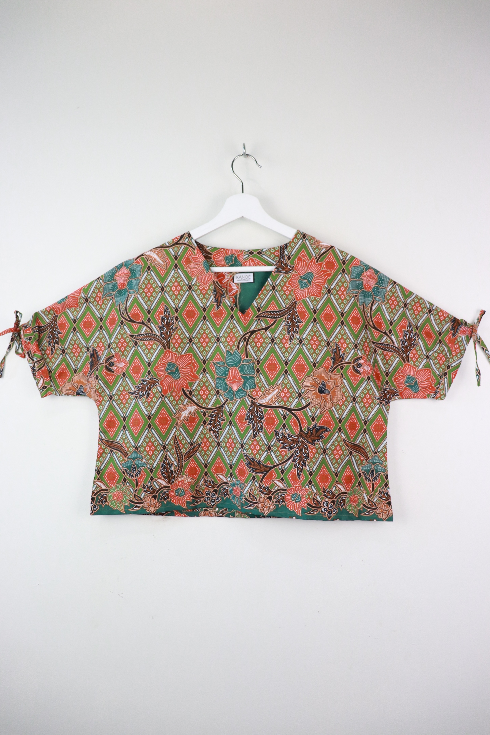 AveryDae Batik Top - Arietty