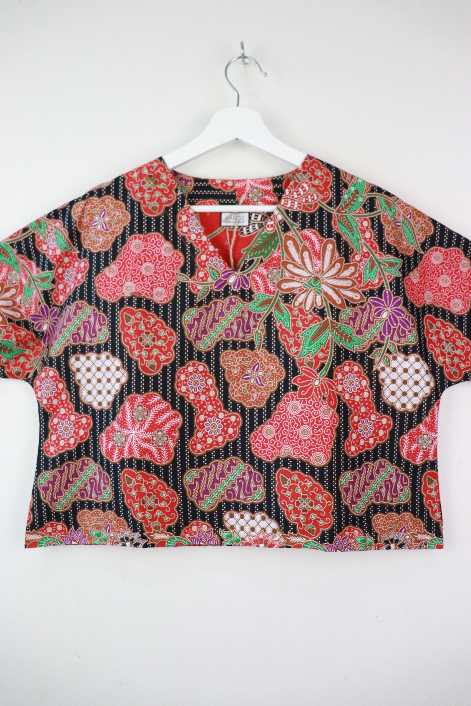 AveryDae Batik Top - Whisker Away