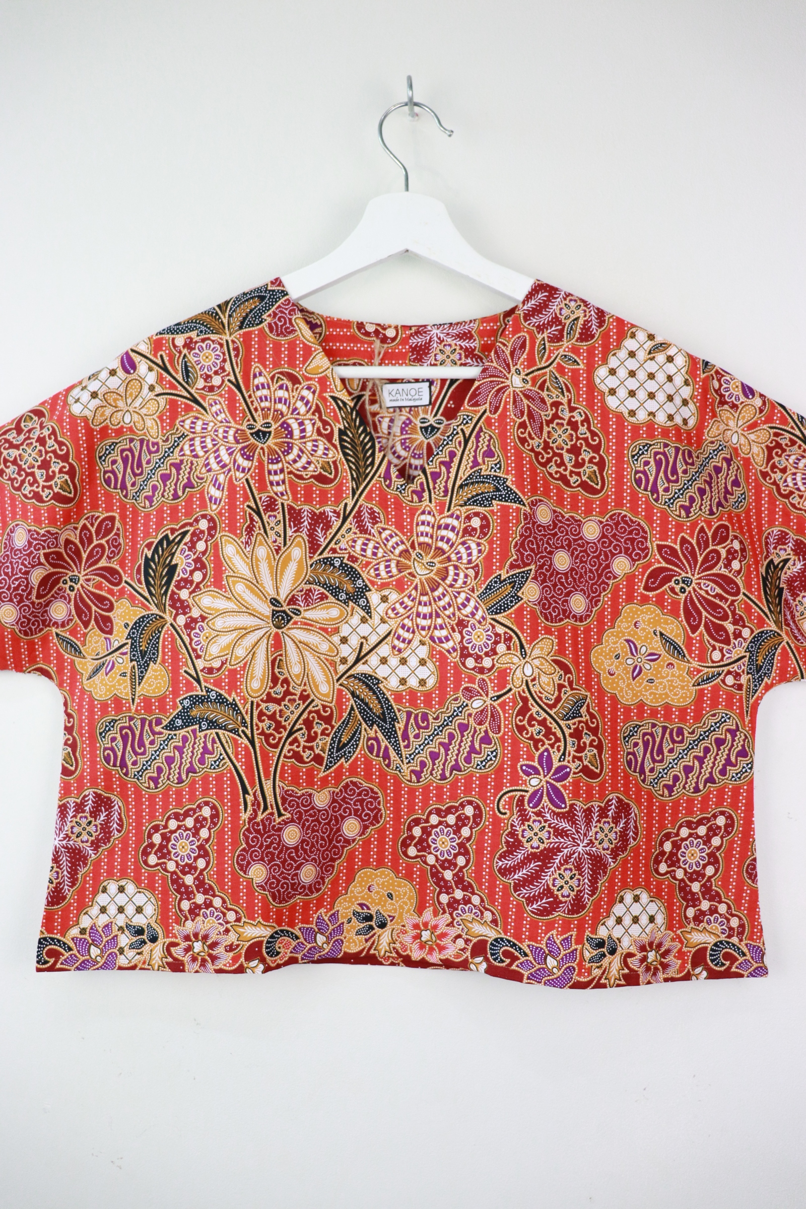 AveryDae Batik Top - Porco Rosso