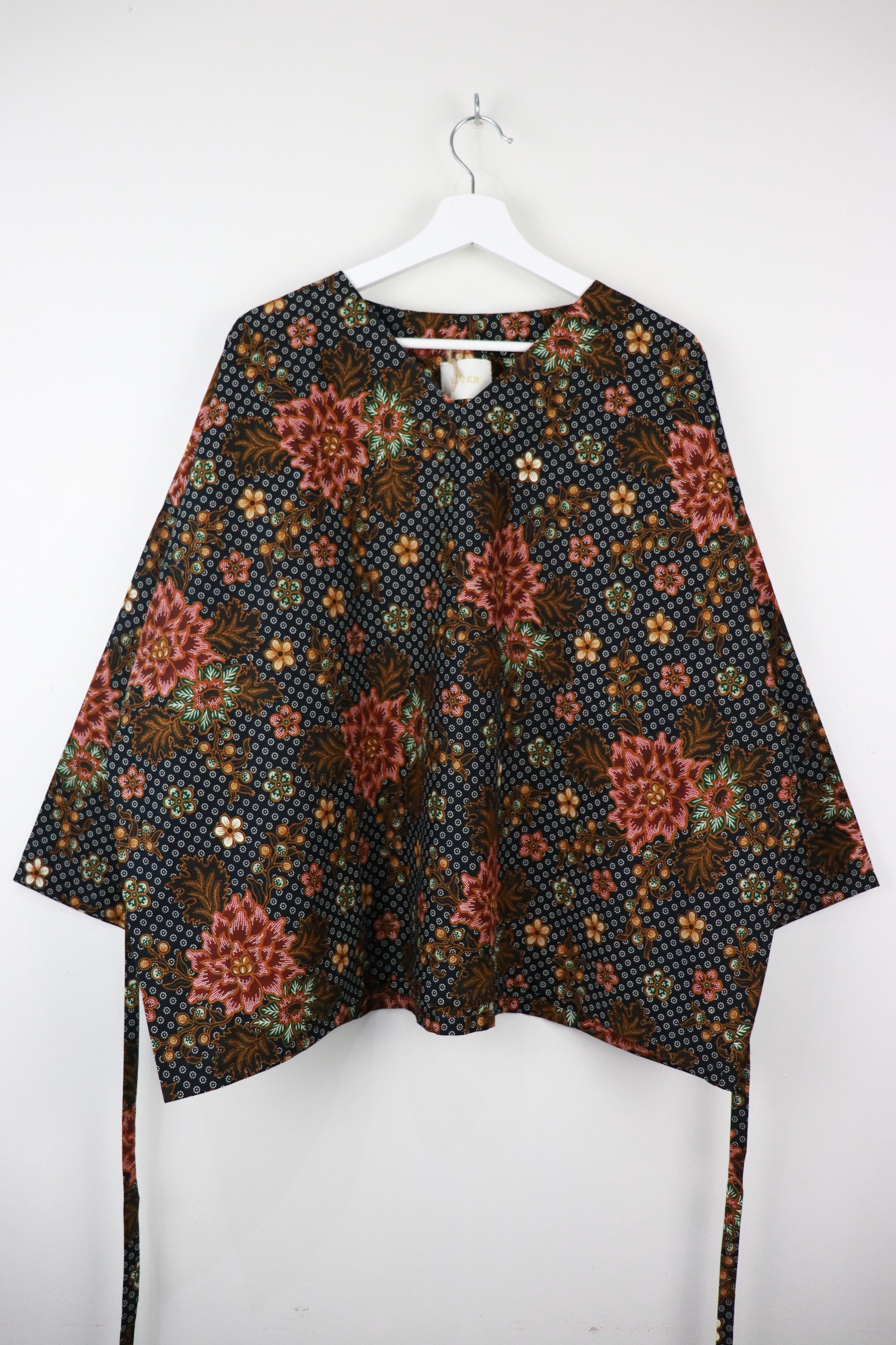 BIG GIRL Batik Top - Big JULIA