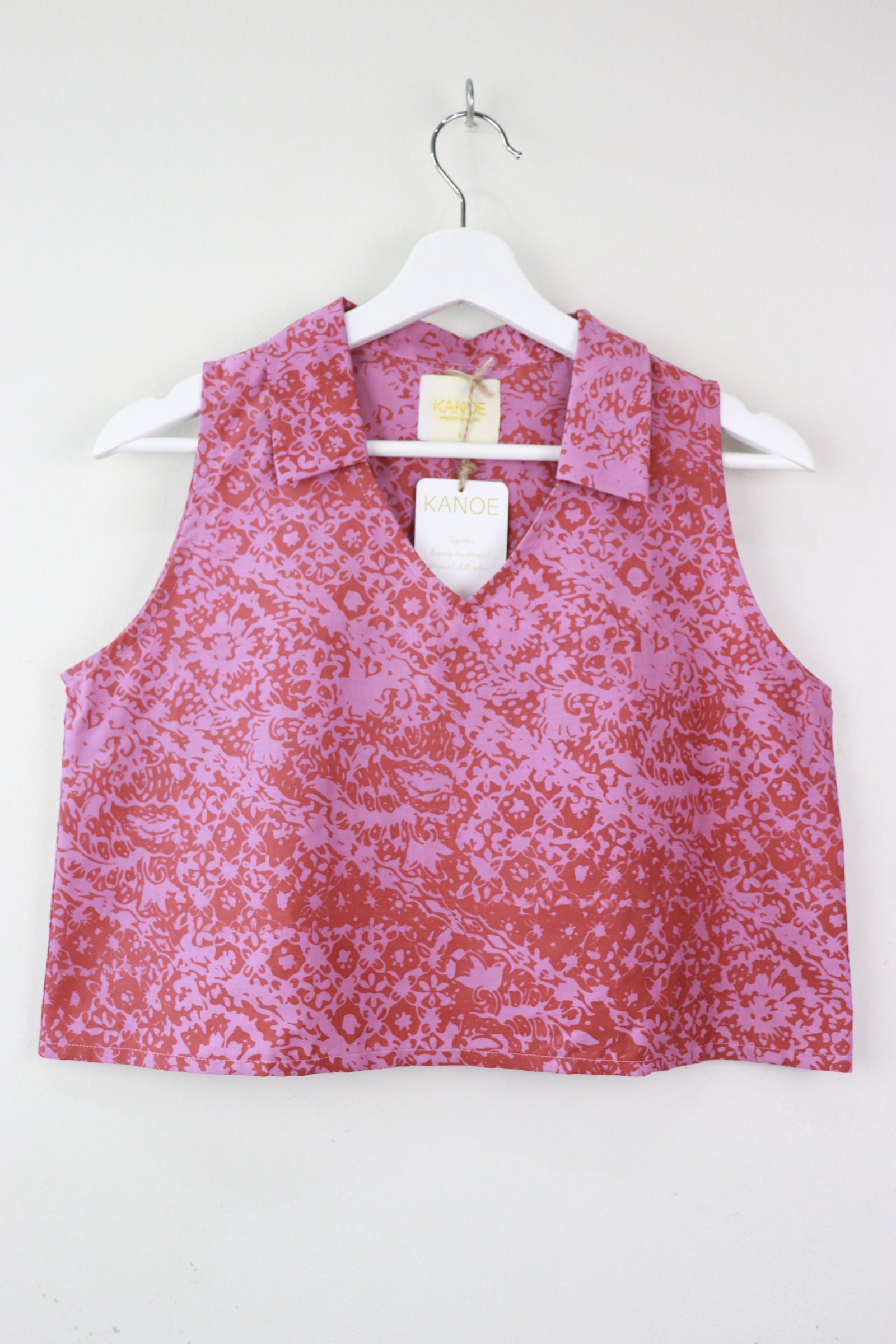 Collared V-neck Batik Top - Raspberry Ray (S) [Handmade Batik]