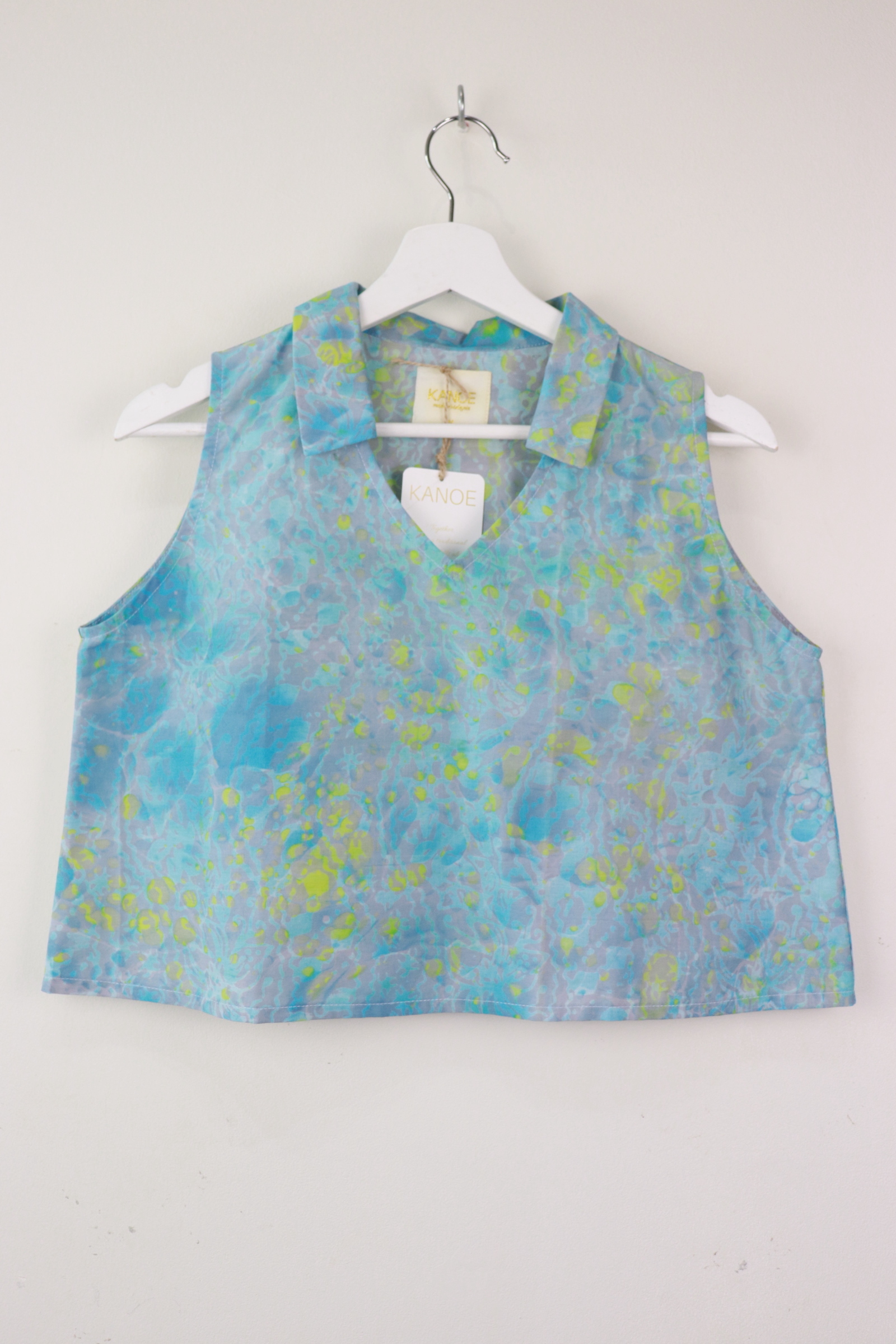 Collared V-neck Batik Top - Open Heavens (M) [Handmade Batik]
