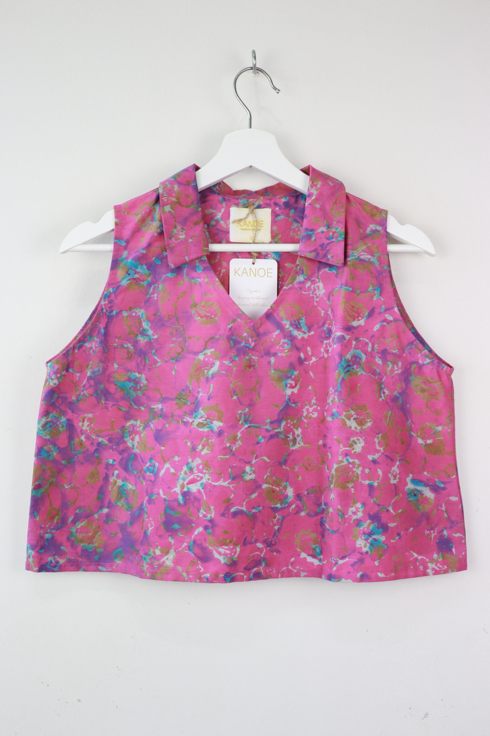 Collared V-neck Batik Top - Mama's Love (M) [Handmade Batik]