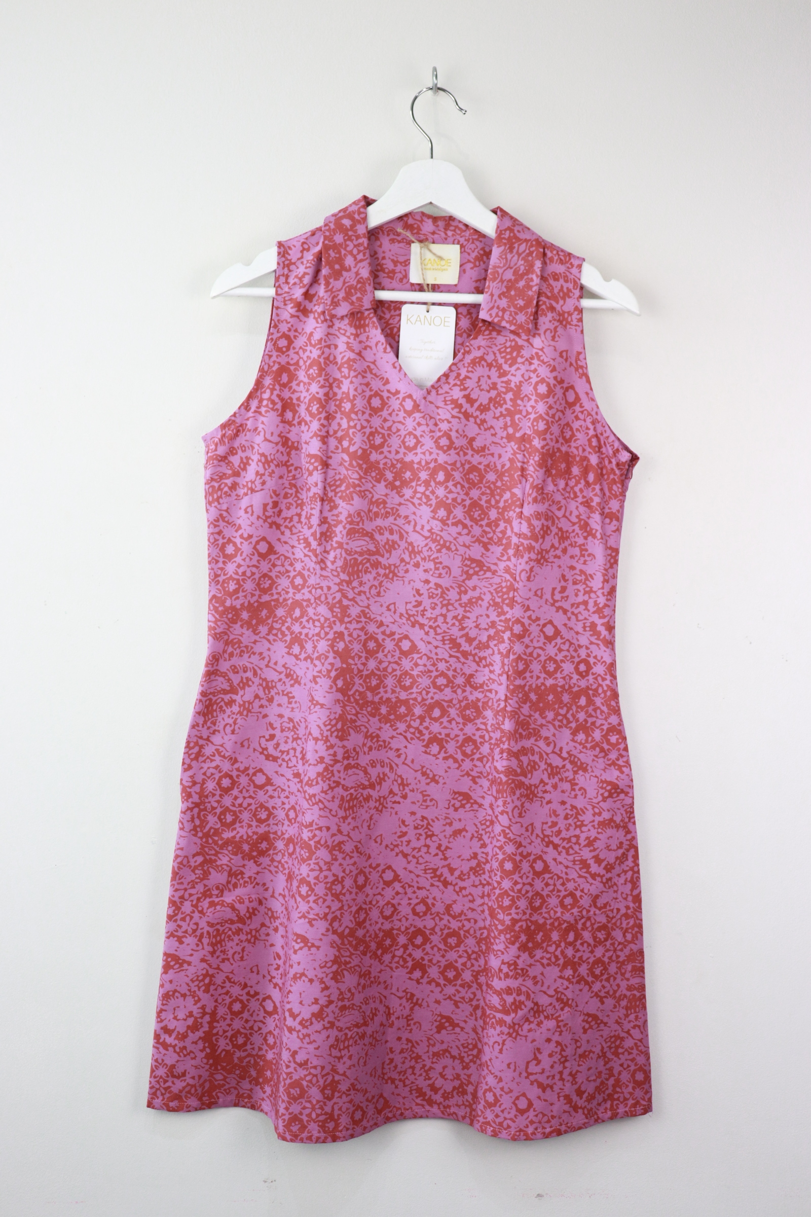 Collar V-neck Batik Dress - Raspberry Ray (S) [Handmade]