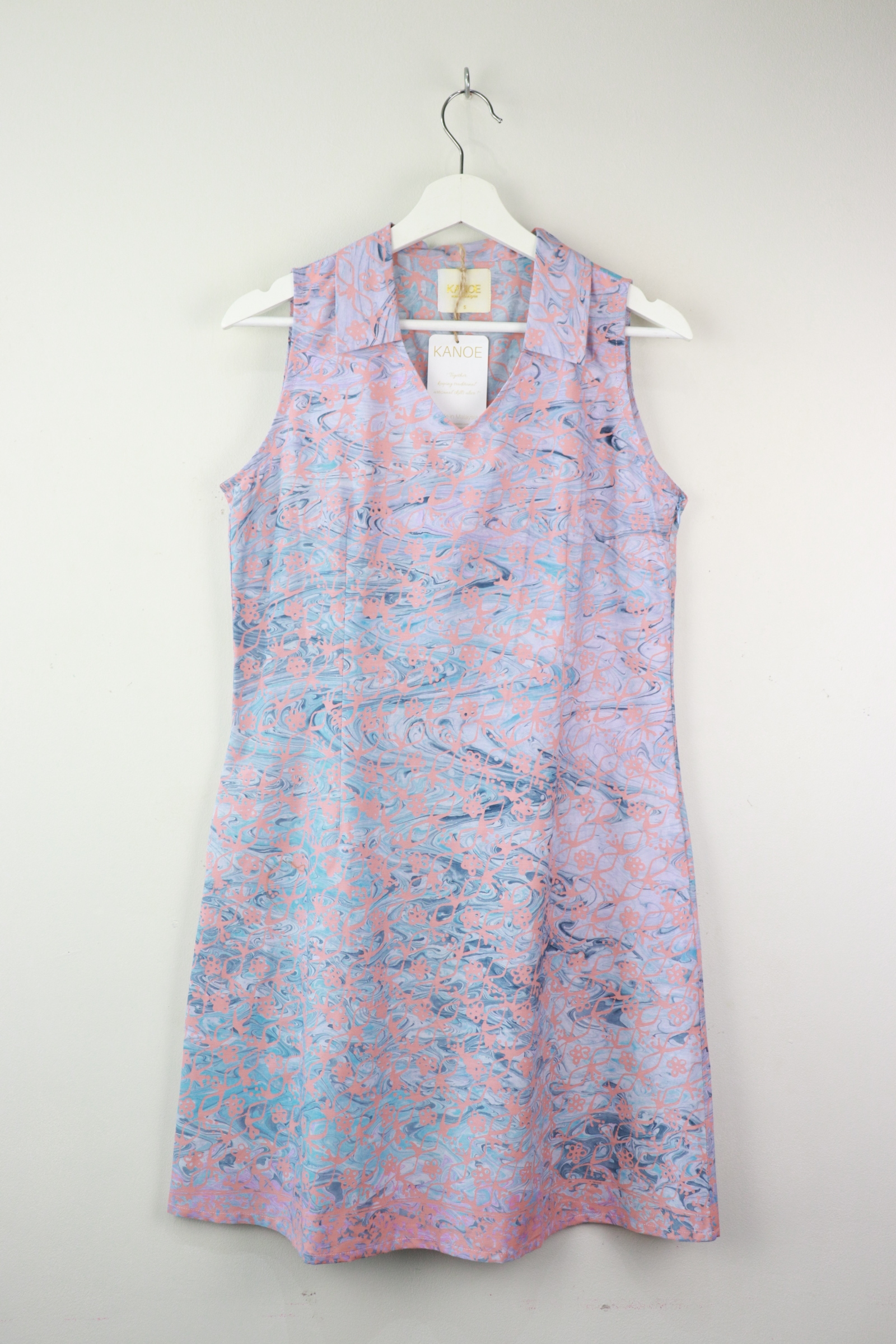 Collar V-neck Batik Dress - Eden's Glory (S) [Handmade]