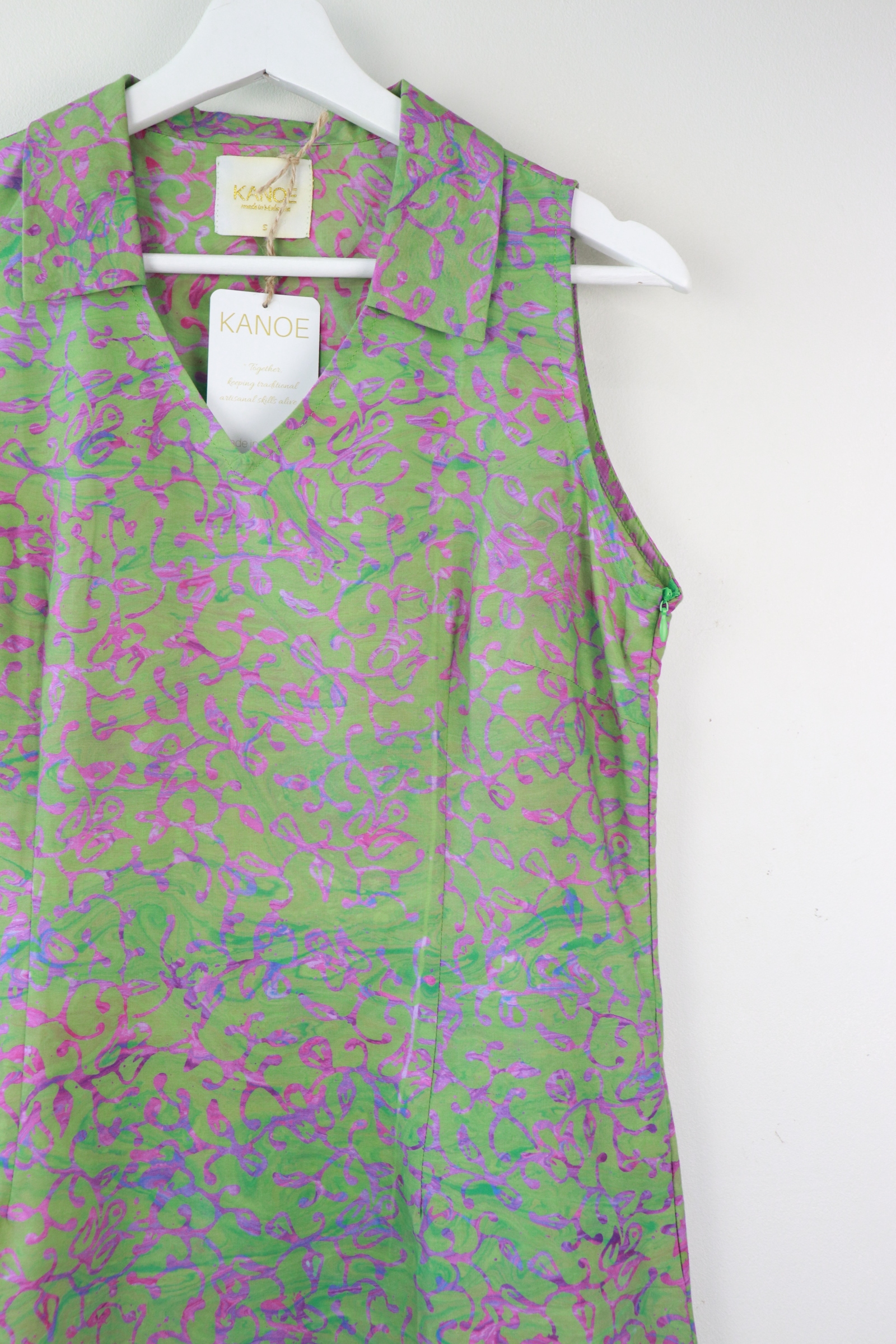 Collar V-neck Batik Dress - Coral Reef (S) [Handmade]