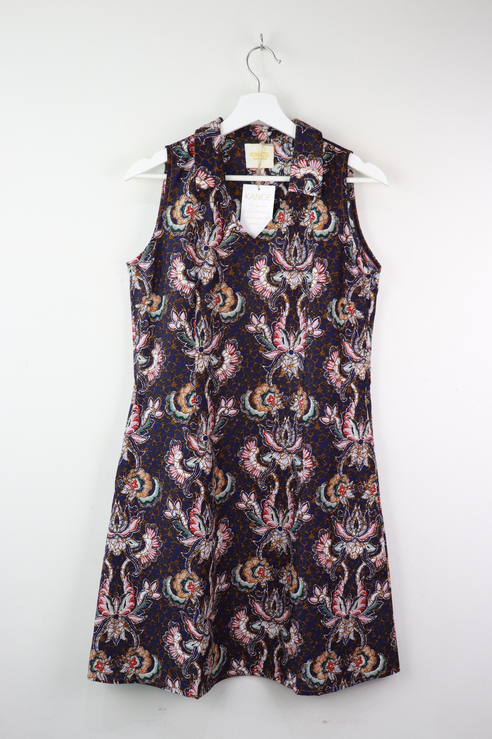 Collared V-neck Batik Dress - Brave