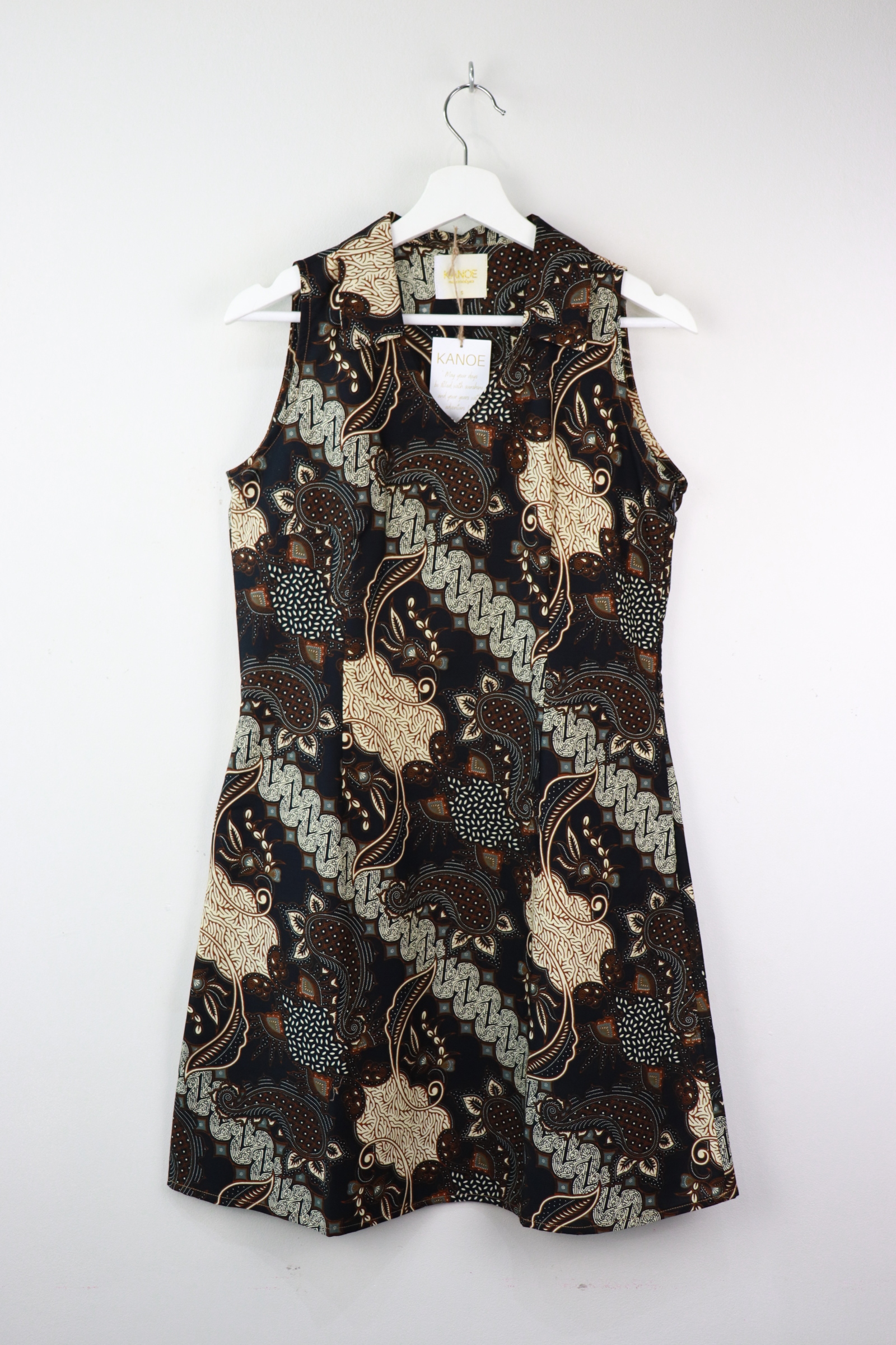 Collared V-neck Batik Dress - Hope