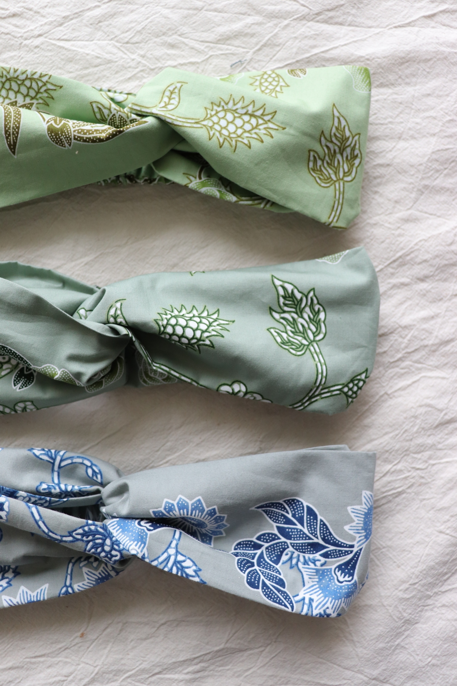 Crossover Batik Headband - Pastel Batik