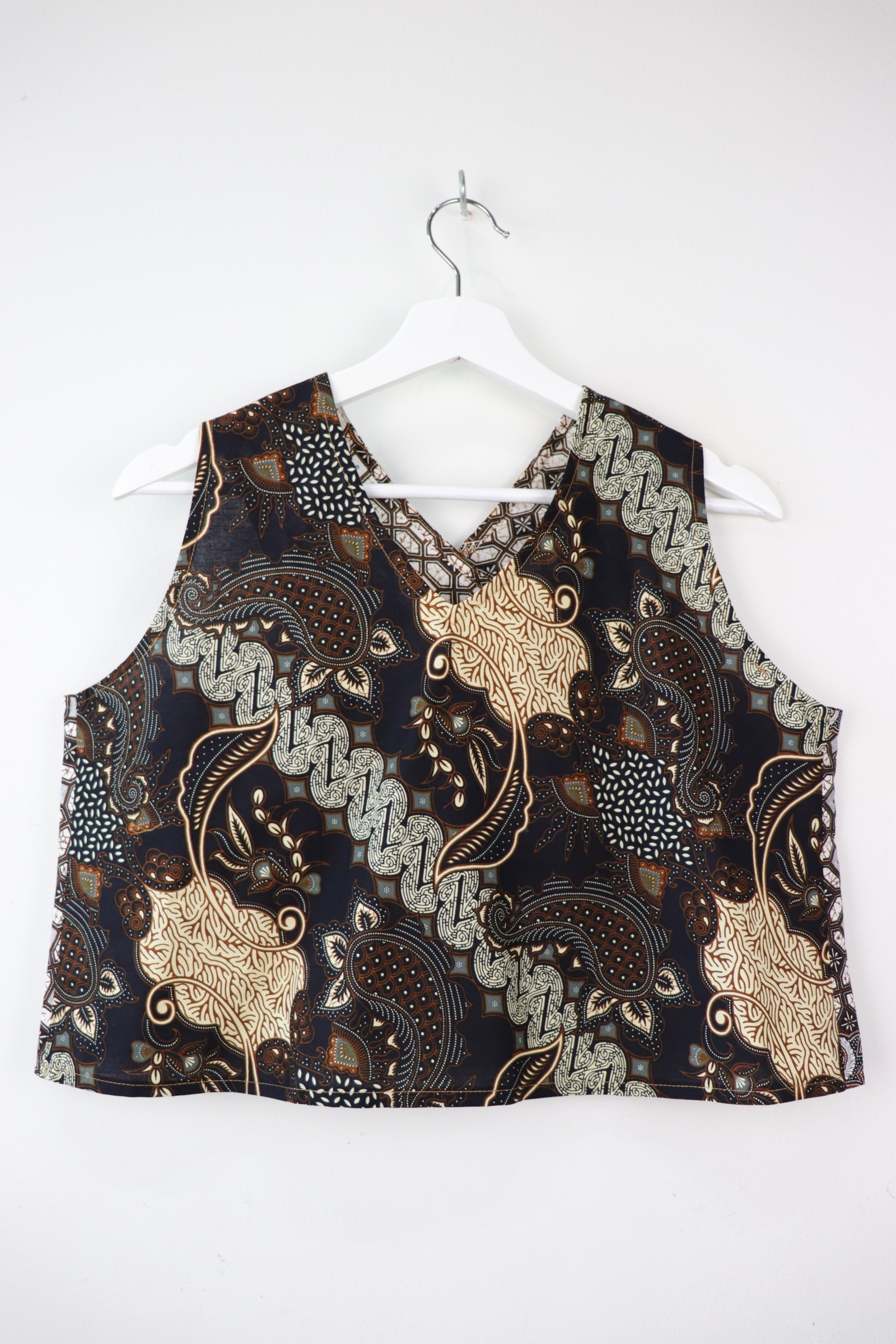 Two-Tone Napkin Batik Top - Suji Kue (M)