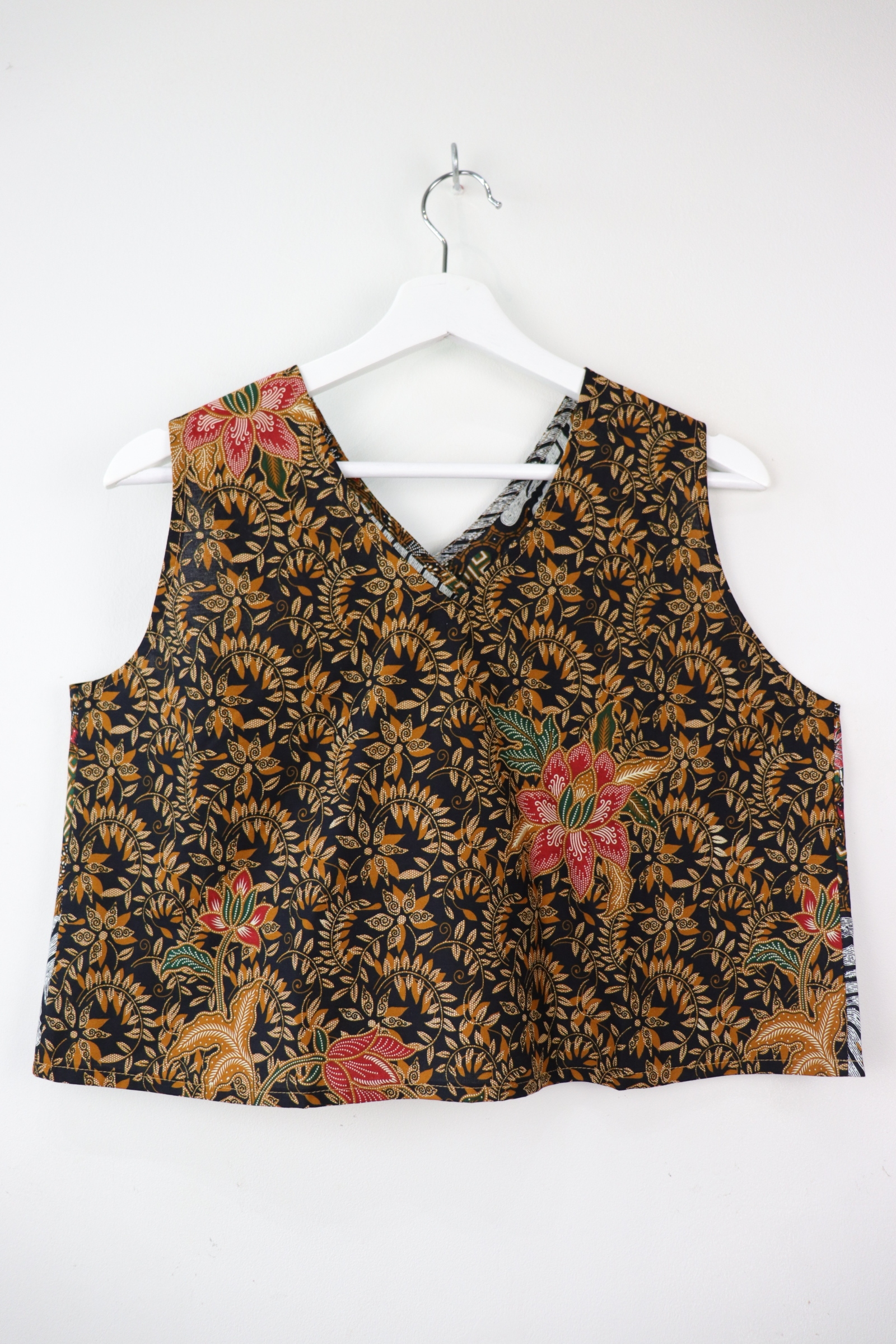 Two-Tone Napkin Batik Top - Kue Kosui (M)