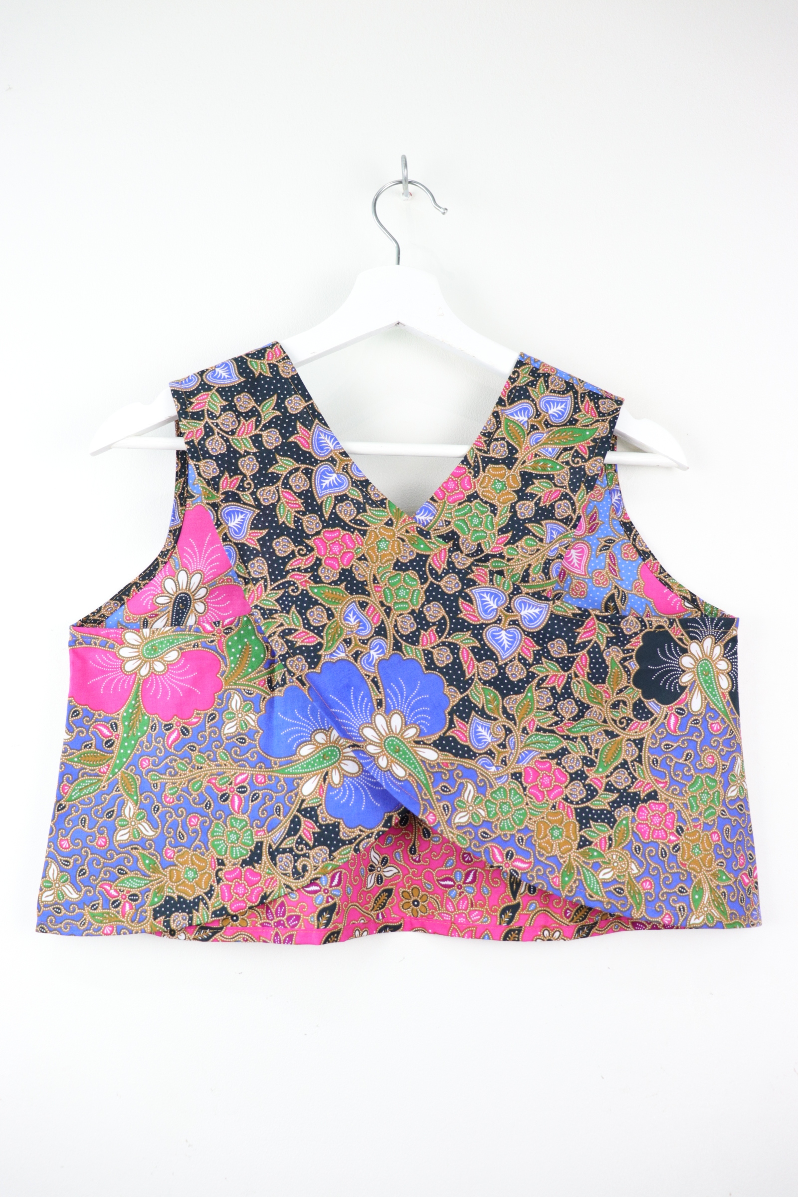Two-Tone Napkin Batik Top - Thumbs up (S)
