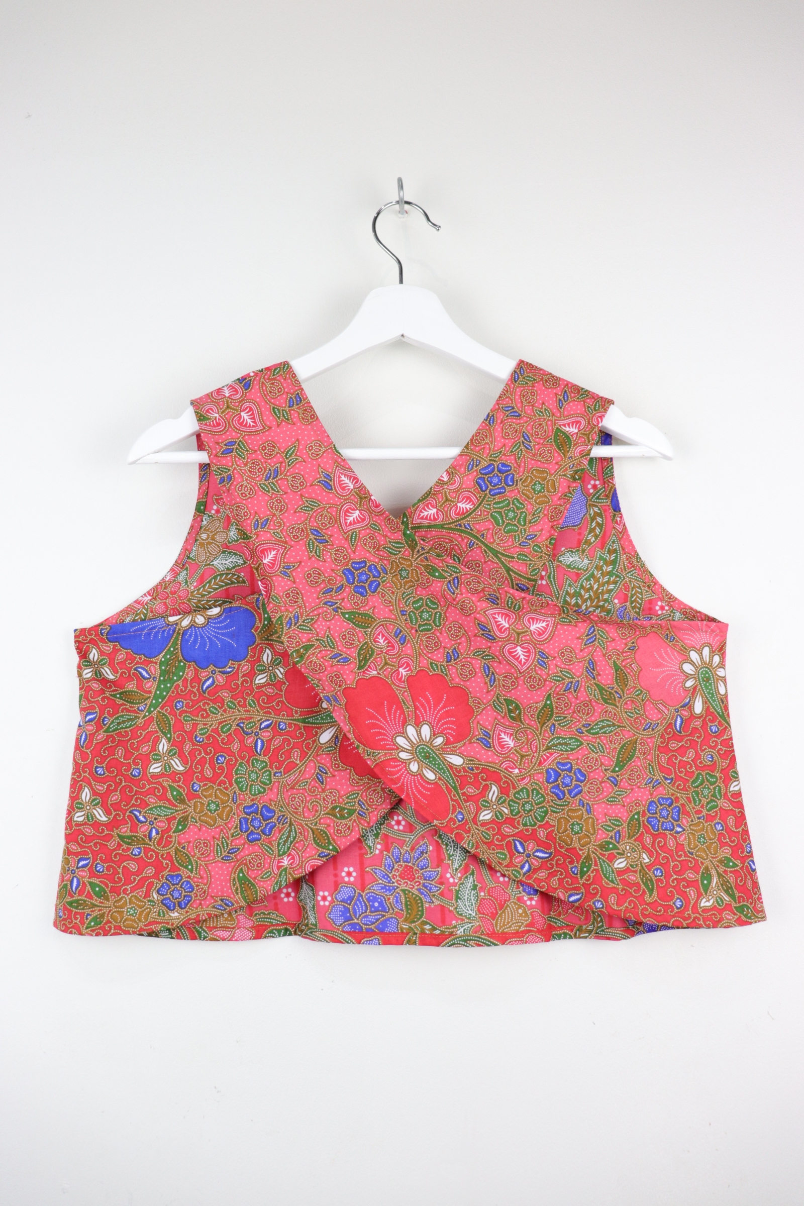 Two-Tone Napkin Batik Top - Hello Kitty (M)