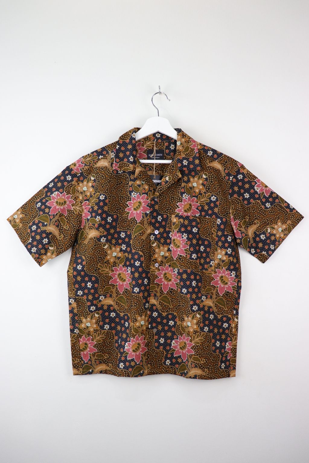 batik-mens-open-collar-shirt11.JPG