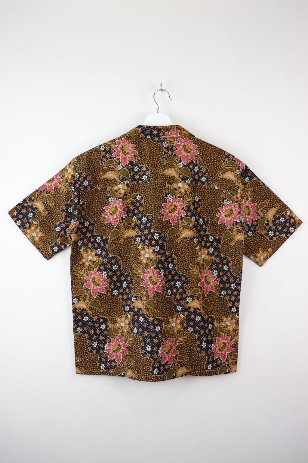 batik-mens-open-collar-shirt19.JPG