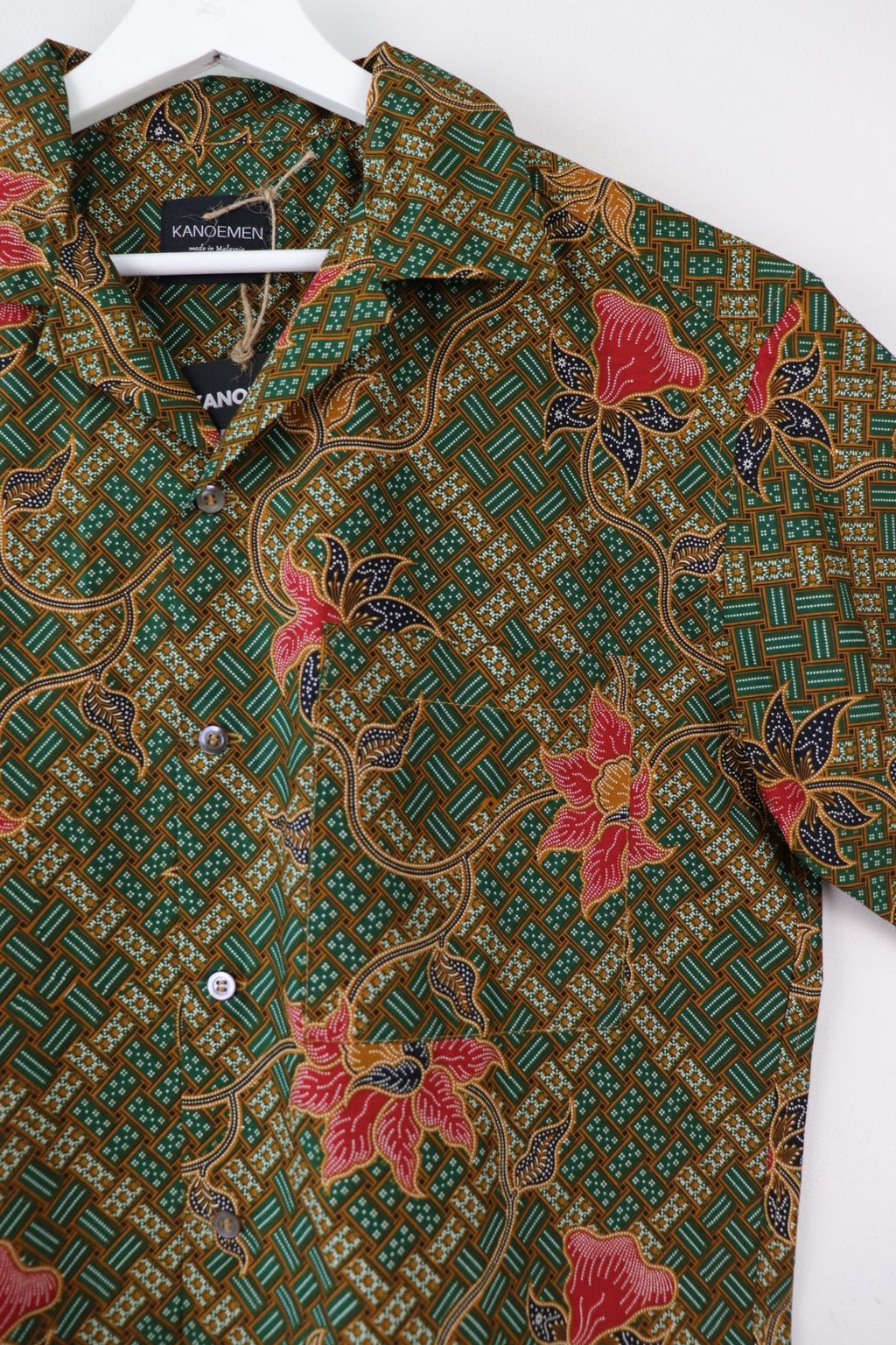 batik-mens-open-collar-shirt27.JPG