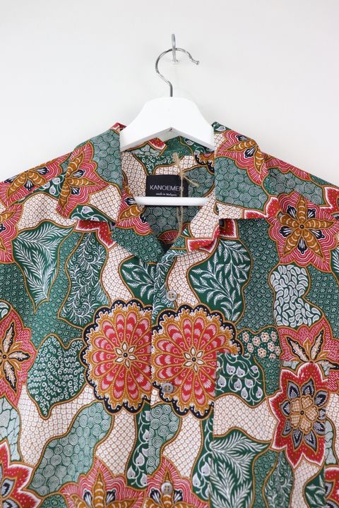 batik-mens-open-collar-shirt33.JPG