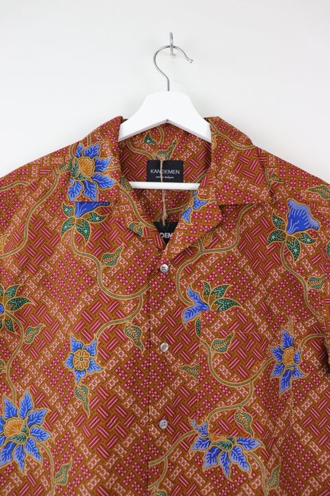 batik-mens-open-collar-shirt53.JPG