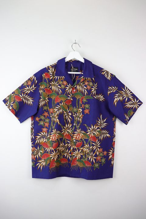 batik-mens-open-collar-shirt165.JPG