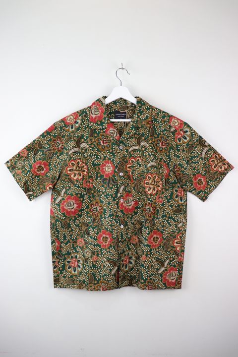 batik-mens-open-collar-shirt203.JPG