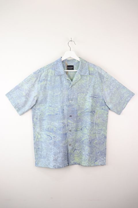 batik-mens-open-collar-shirt352.JPG