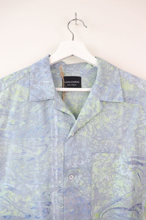 batik-mens-open-collar-shirt354.JPG